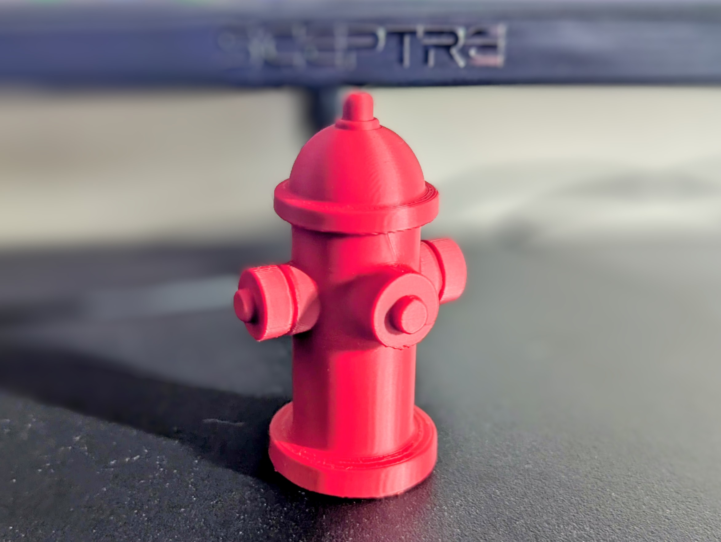 Miniatura 2 do modelo 3D Mini Fire Hydrant - Desk Decor
