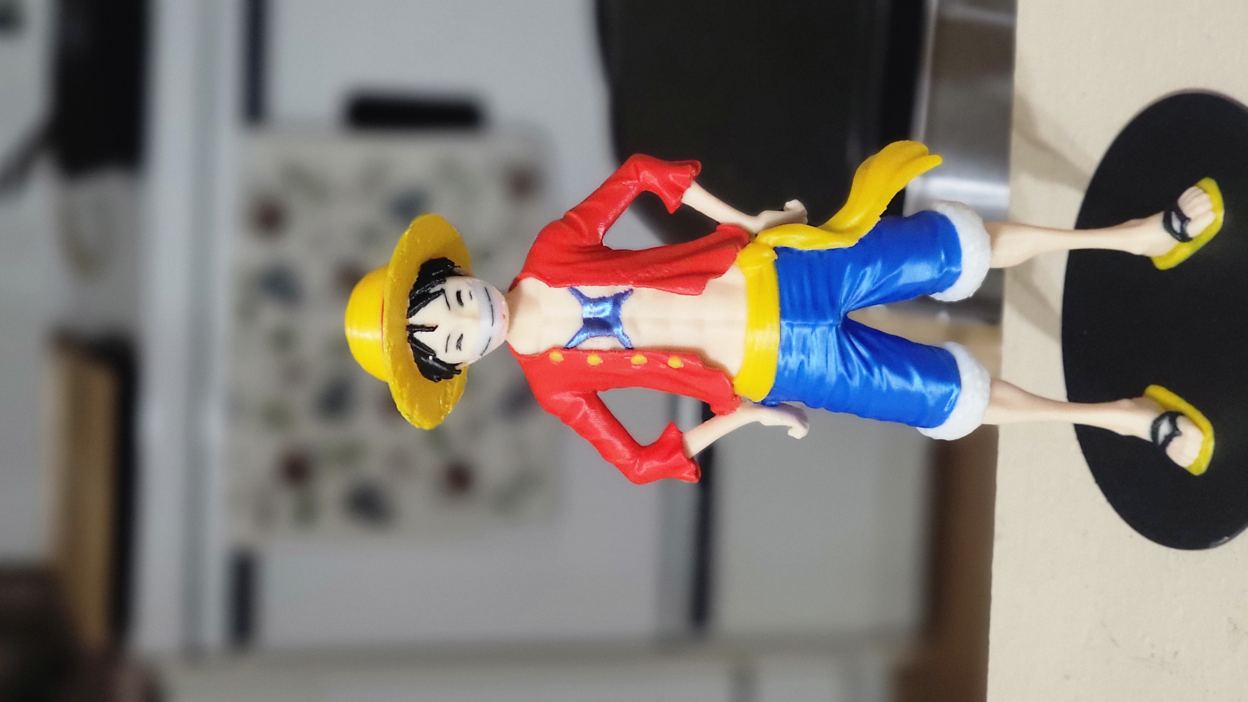 Monkey D. Luffy (Straw Hat) Multicolor MMU