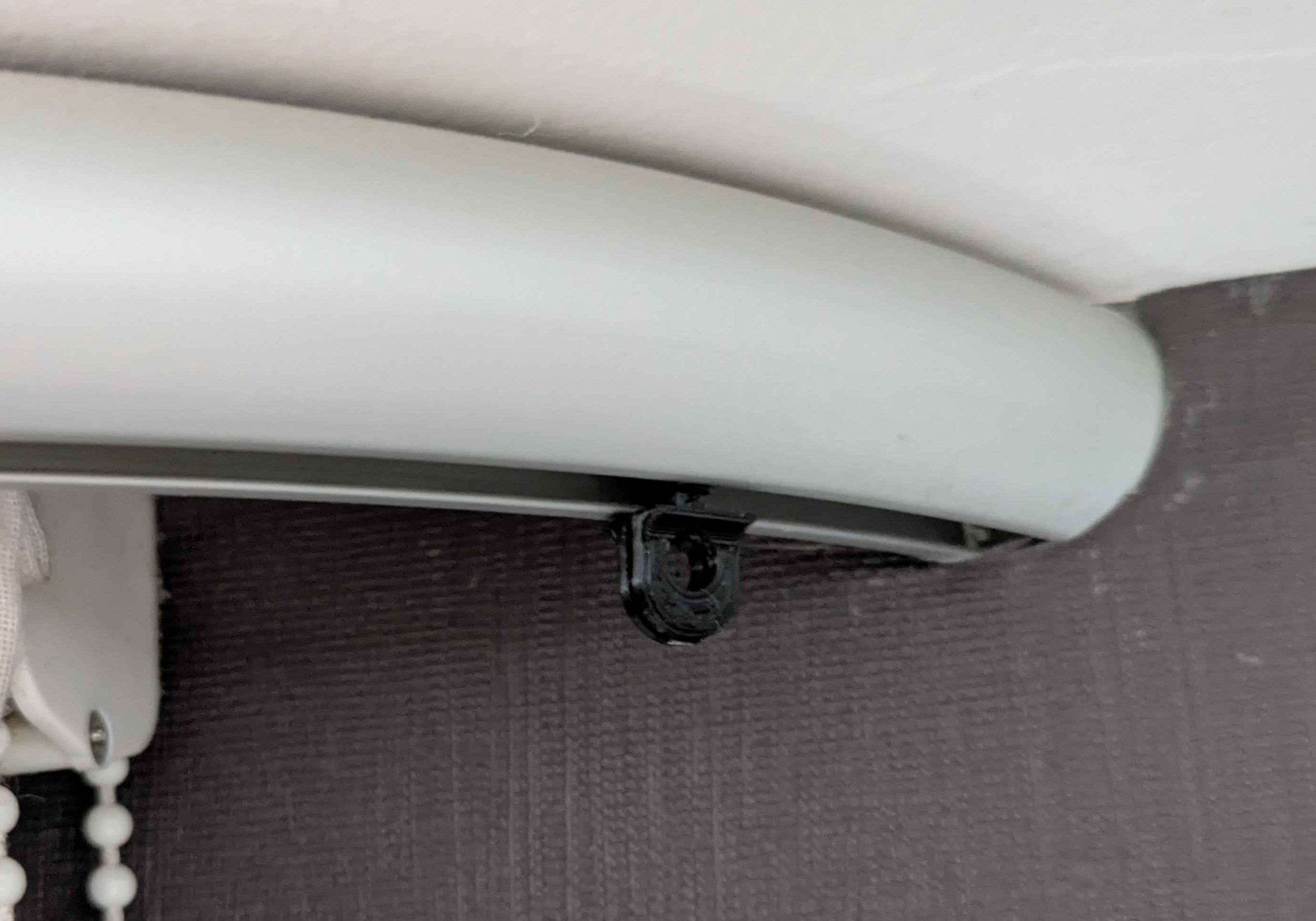 Curtain rail slider