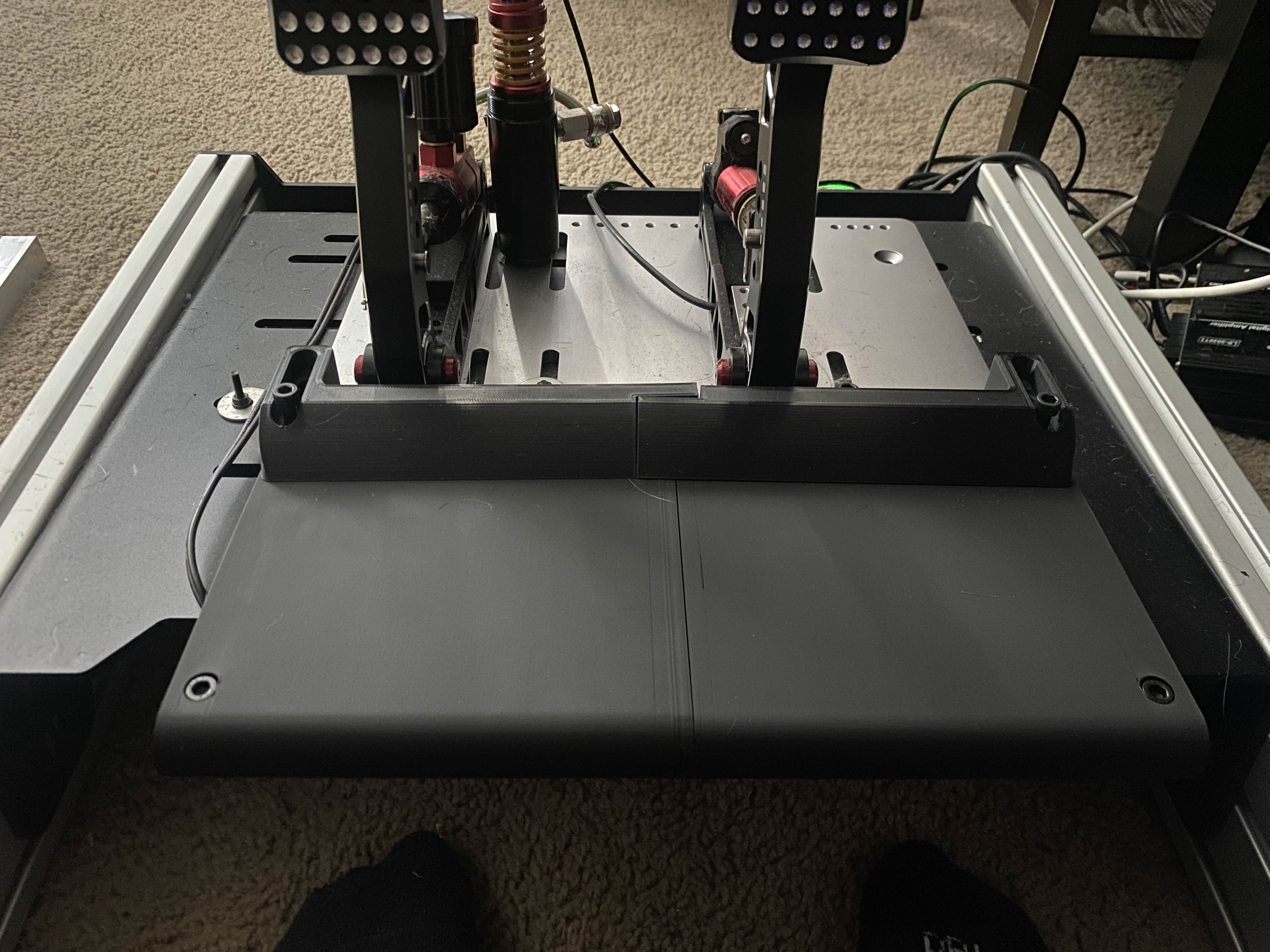 Simagic P2000 pedal plate rounded edge