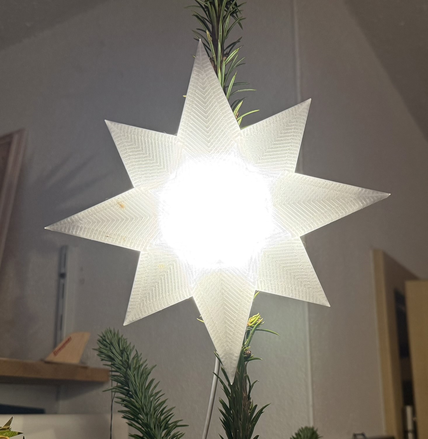 Illuminated Christmas Tree Star