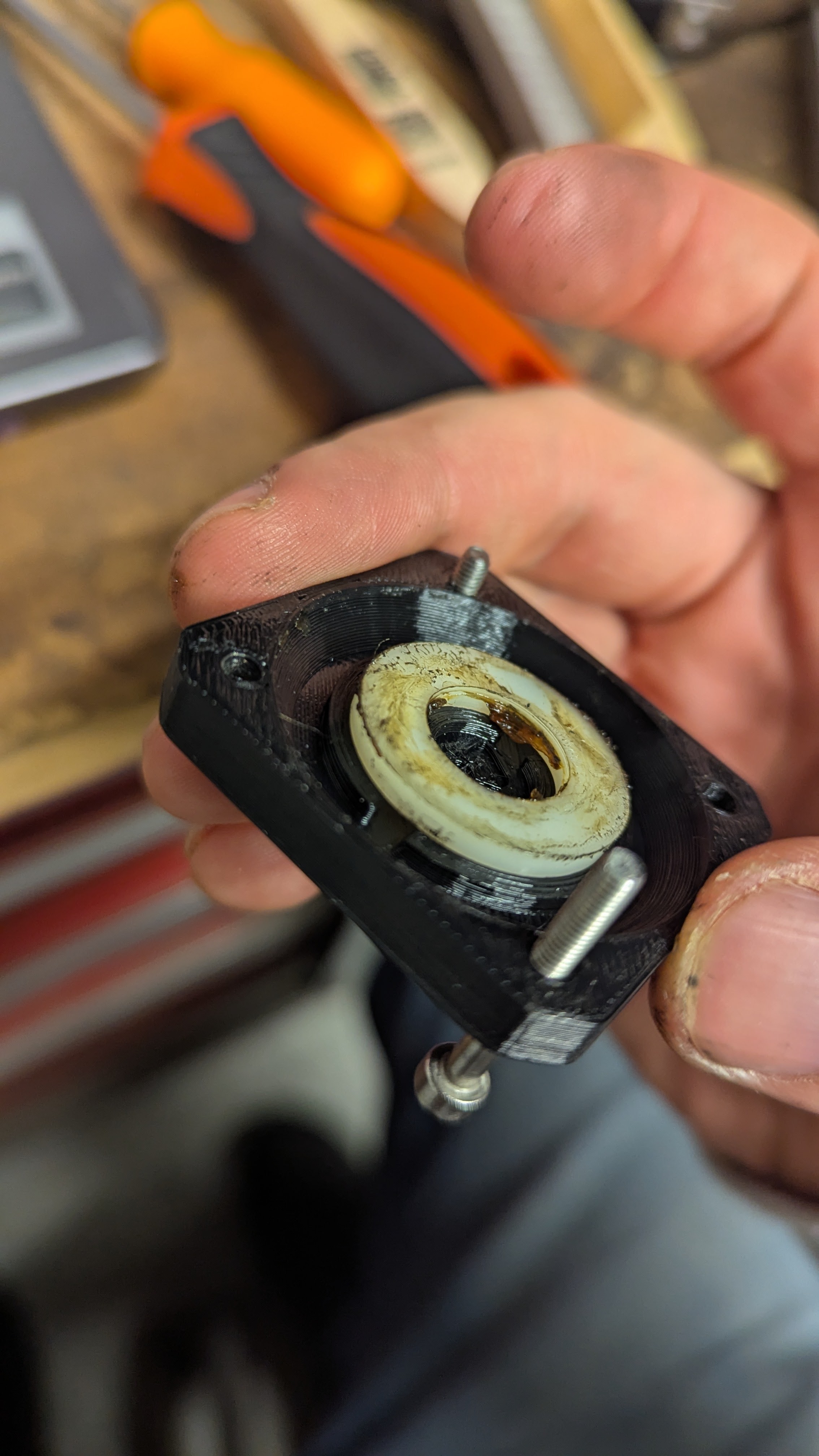Extruder Front Cover - Slightly larger Washer Hold