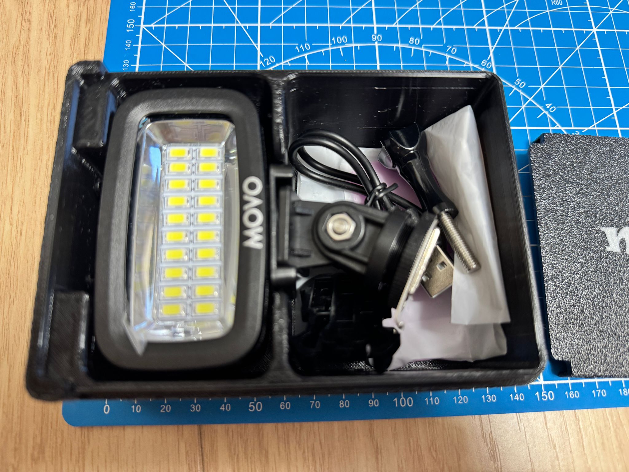 Box cover for lamp MOVO