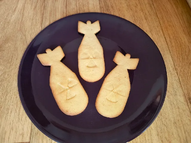 Cookie cutter - nuclear bomb