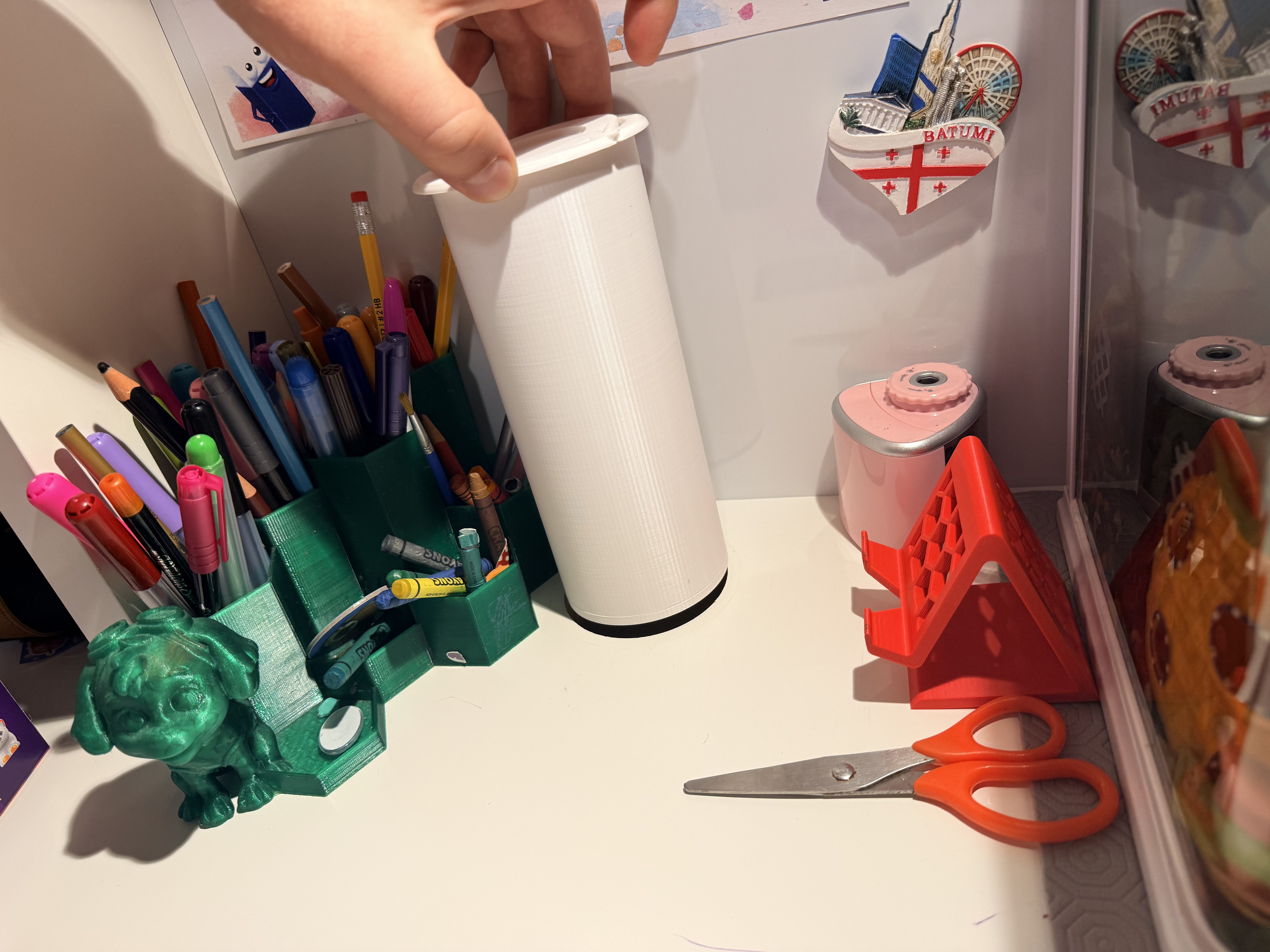 IKEA MICKE table trash can
