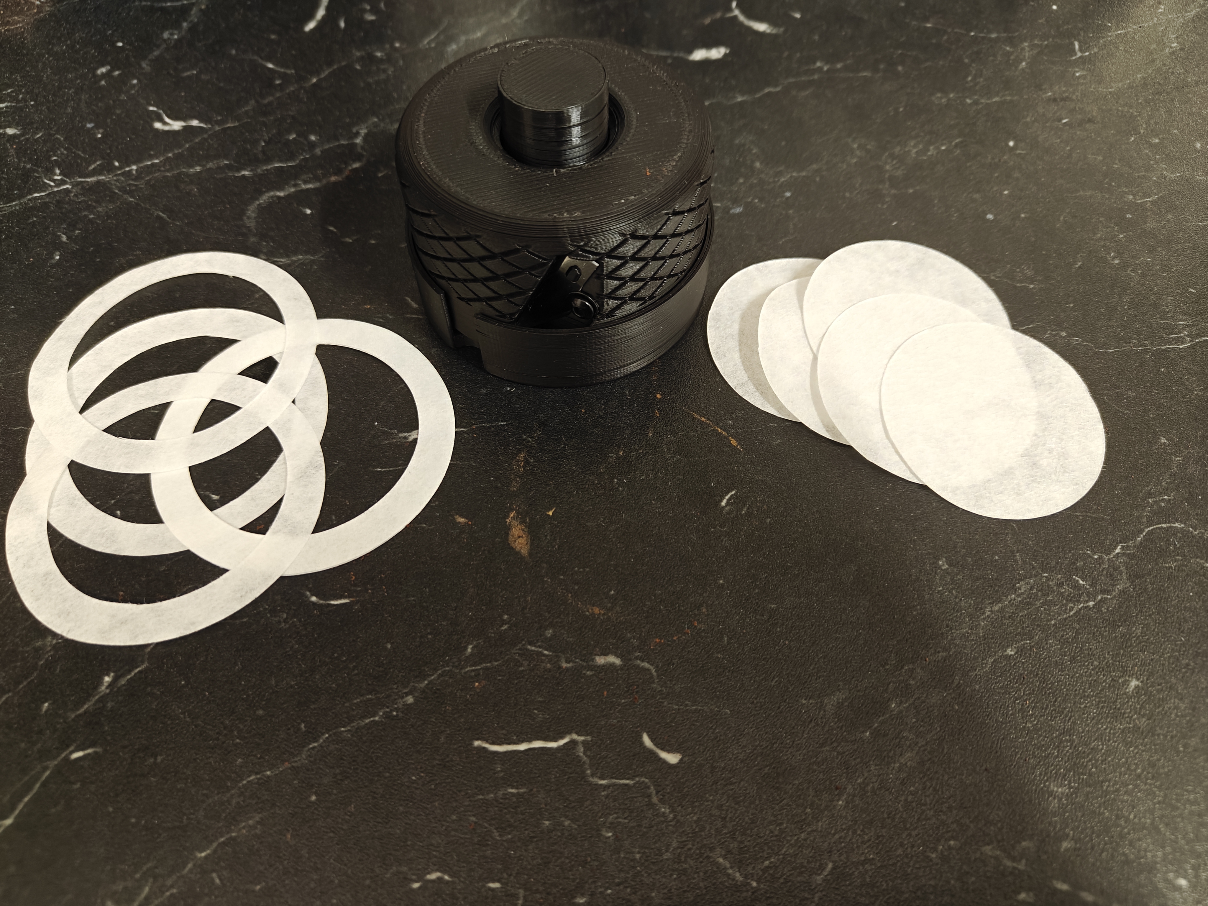 Parametric paper filter cutter and holder for espresso portafilter