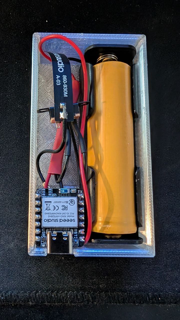 Xiao nrf52840 and 18650 case