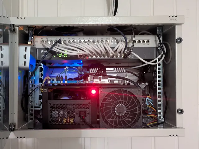 Open NAS case for ATX