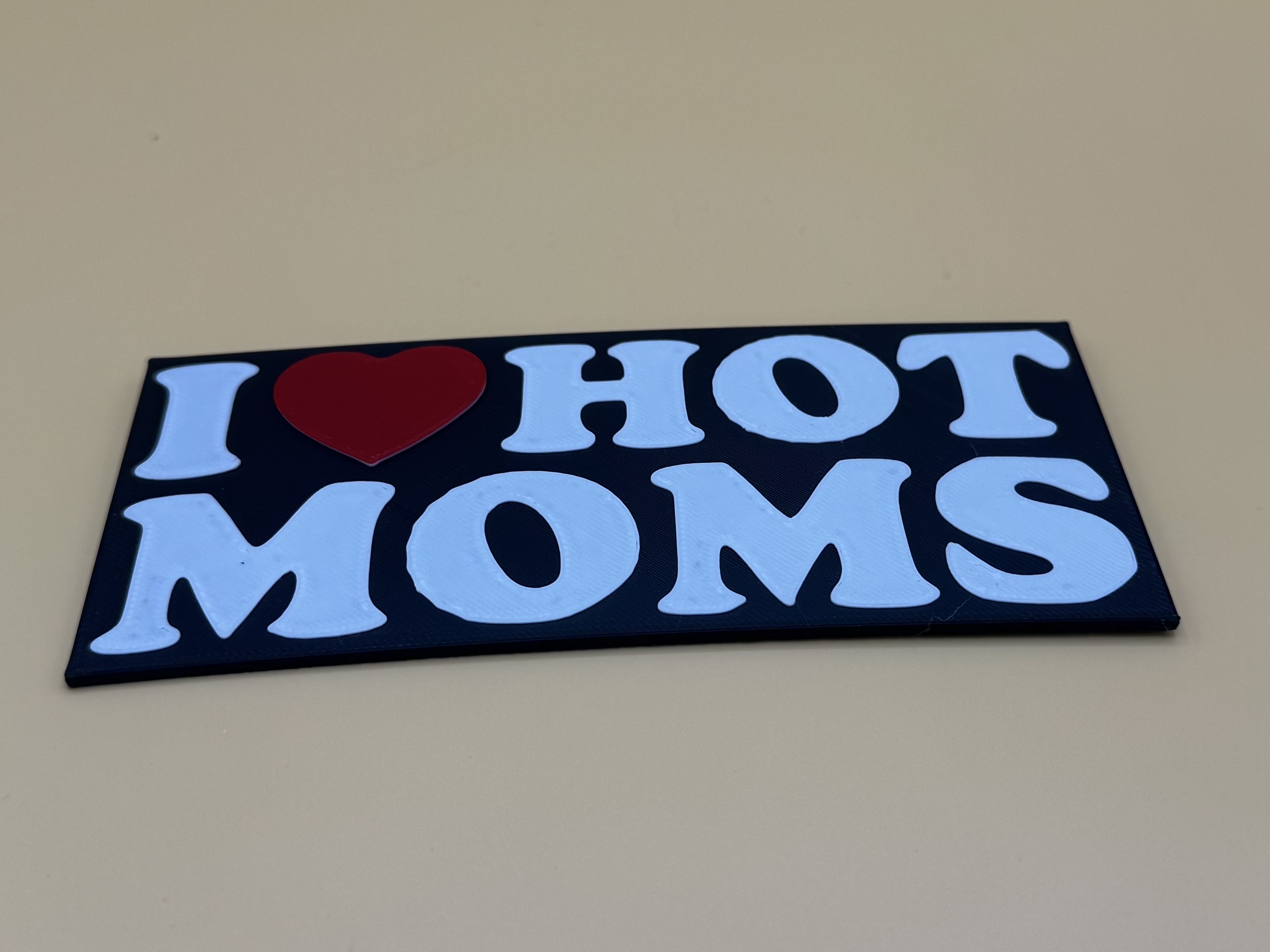 I Heart Hot Moms / Dads