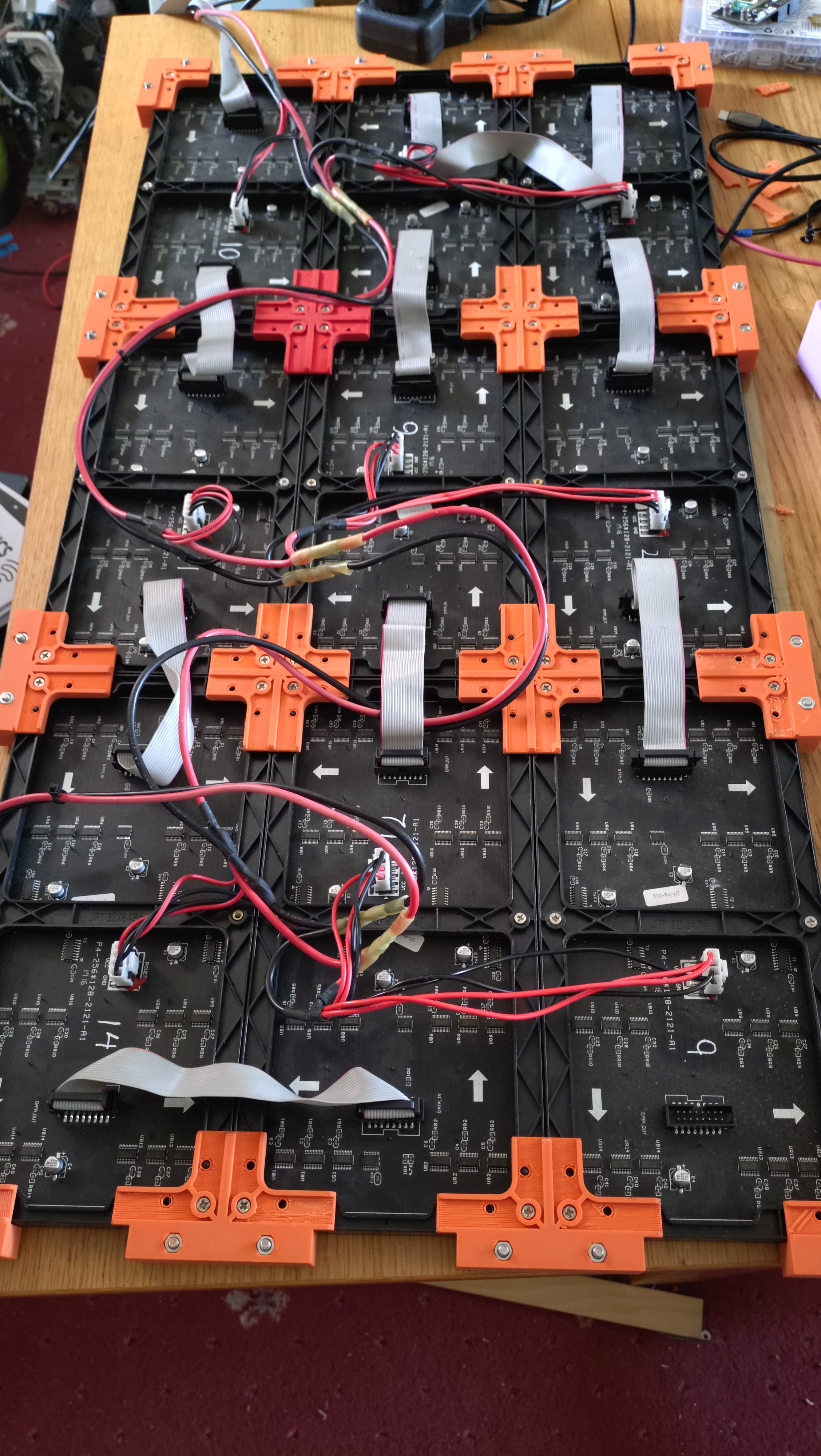 Brackets for joining Hub75 led panels