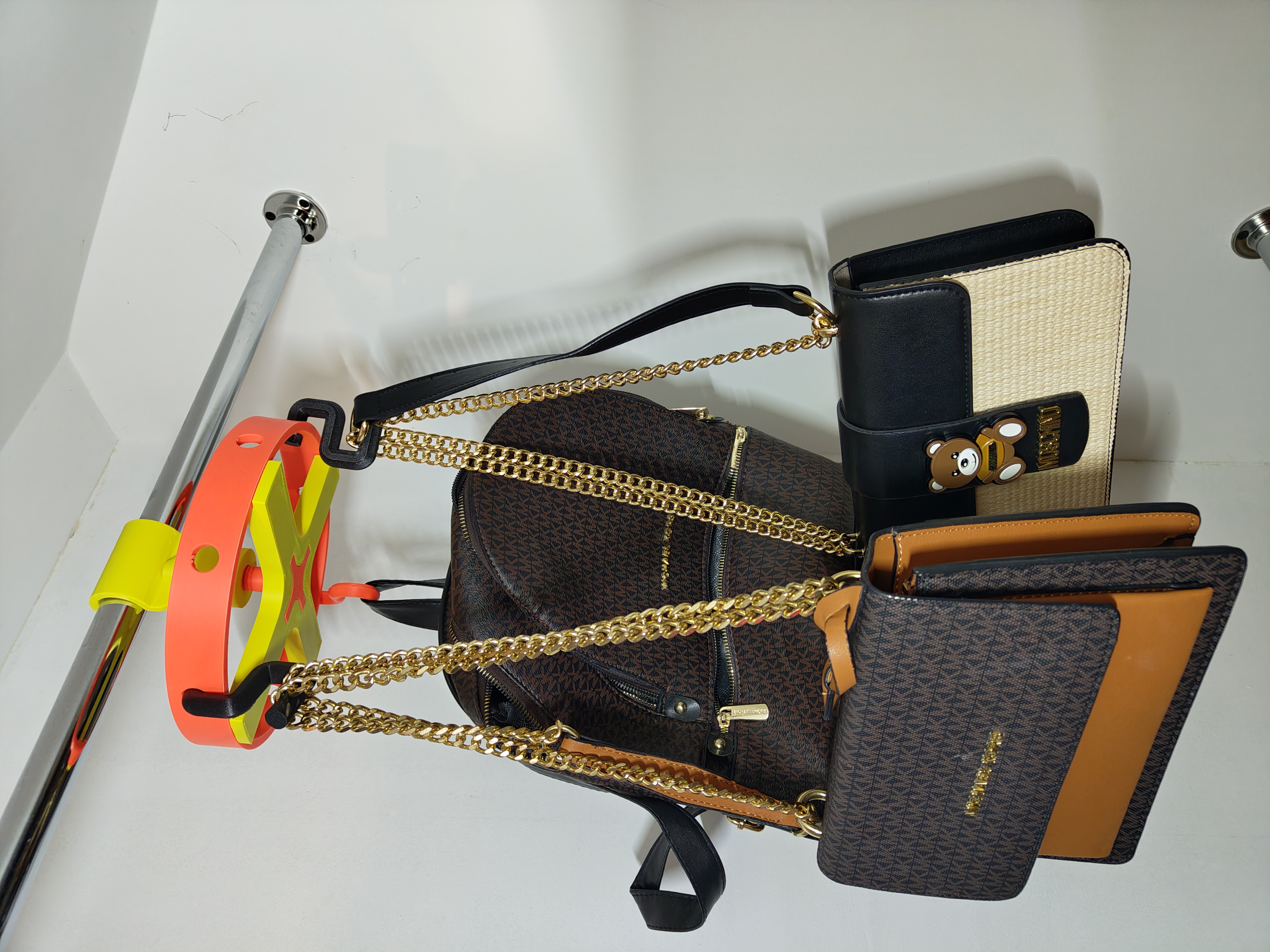 Rotating Wardrobe Bag Carousel | $\phi 25$mm Rod Organizer