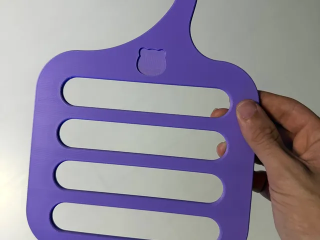 Hanger for baby pants