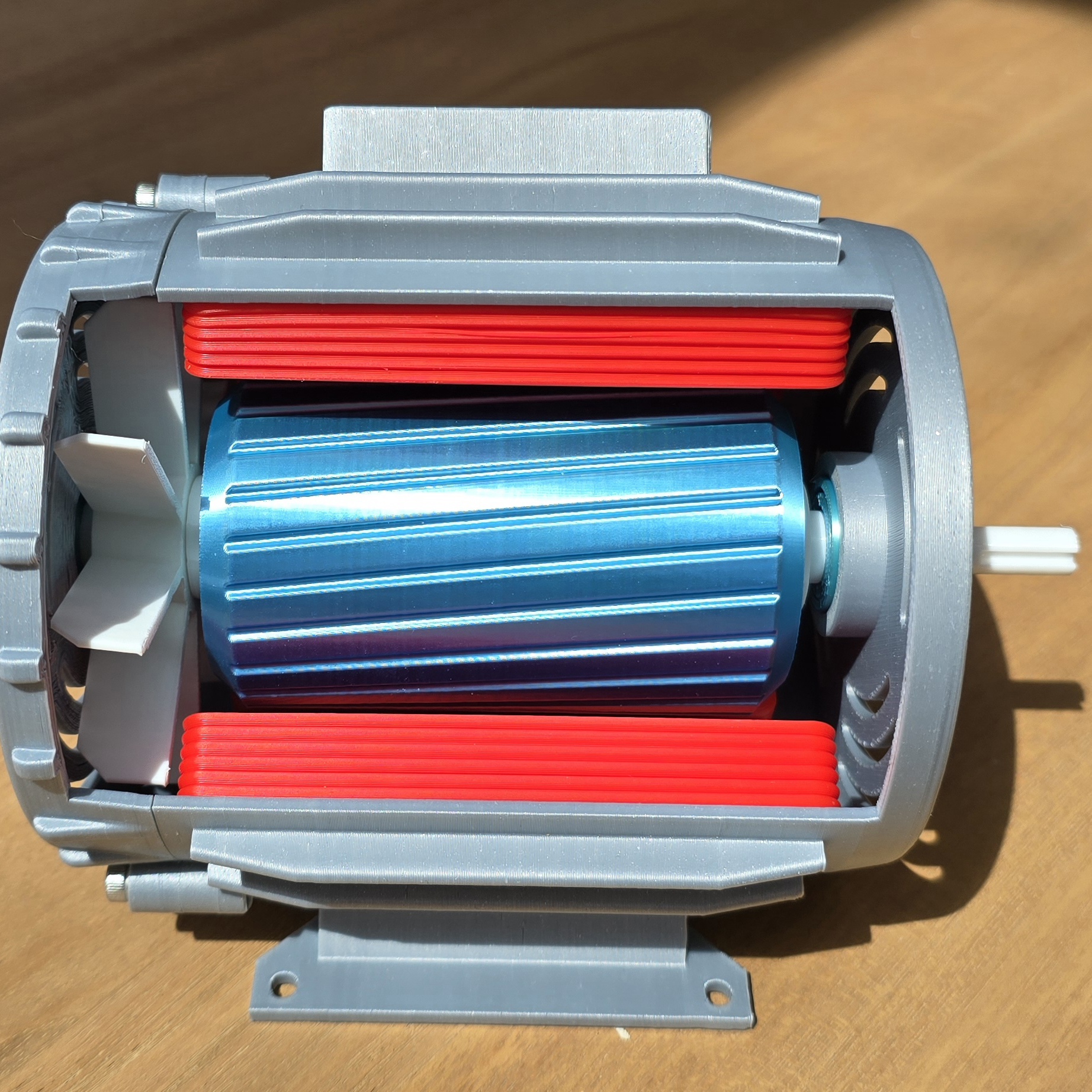 Three-phase asynchronous motor