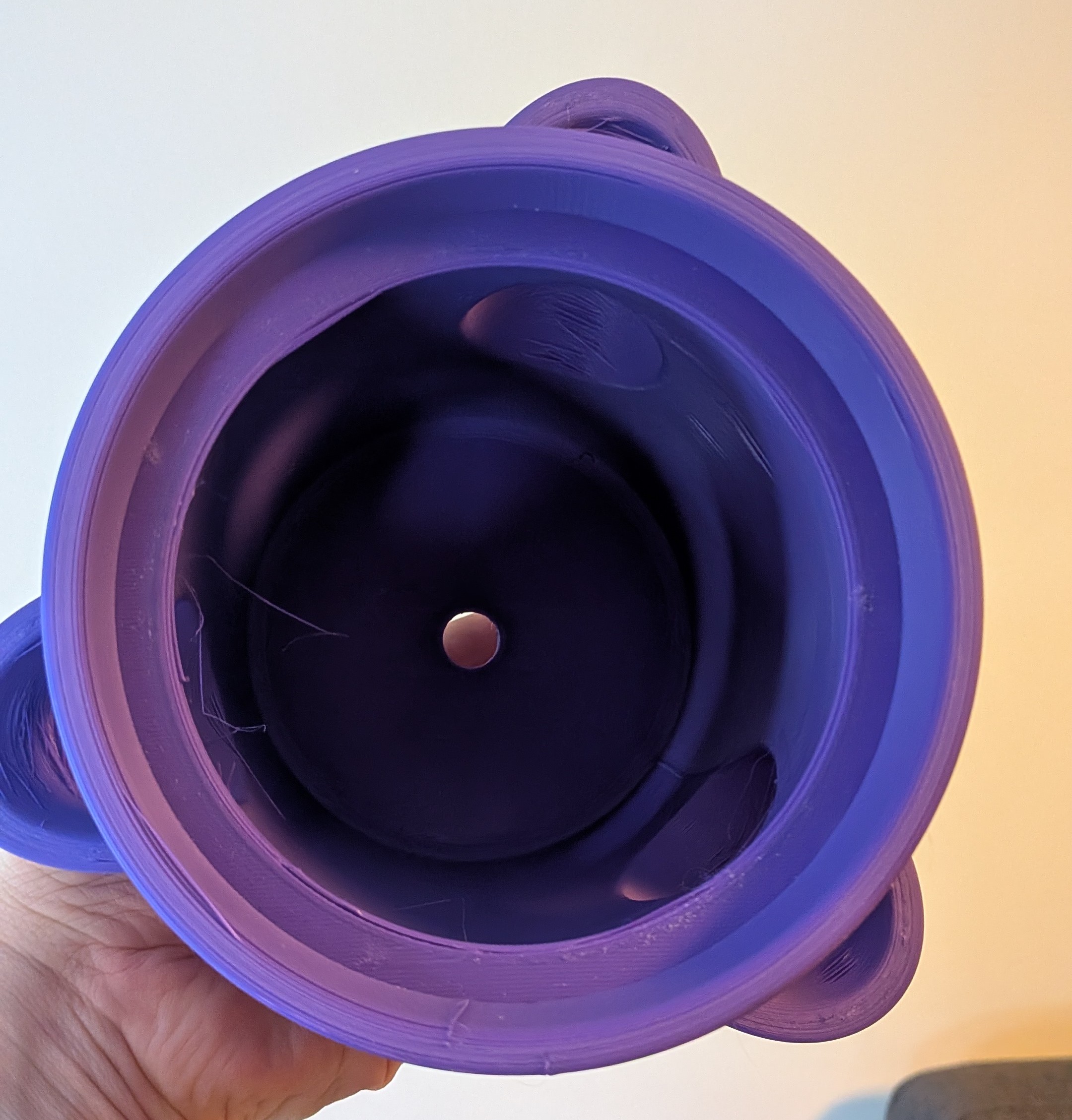 Stackable Vertical Planter with drain