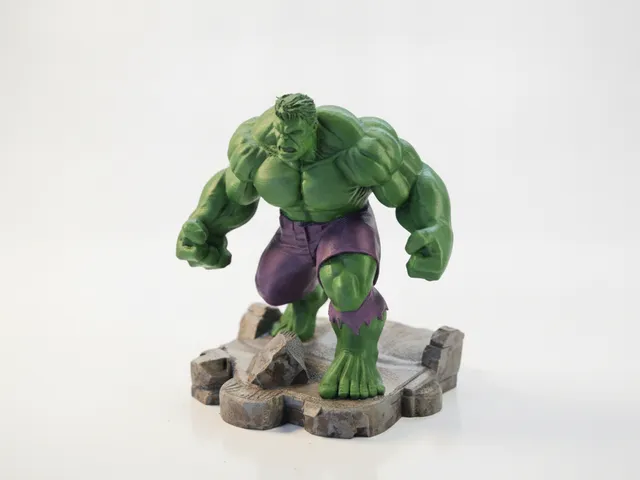 Hulk Statue Marvel Superhero 3D Printable