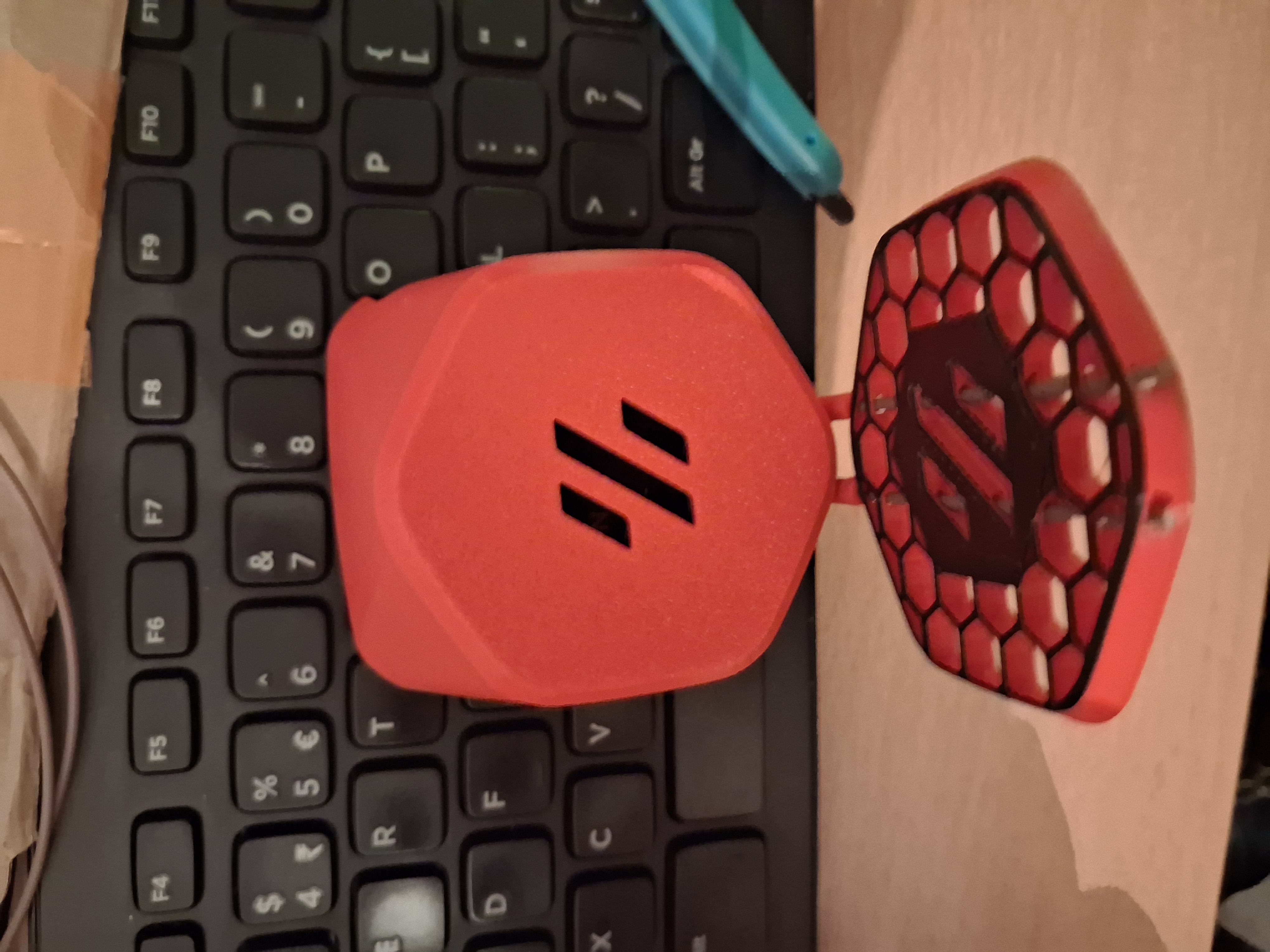 Voron design cooler master pump cover for displaying light objects