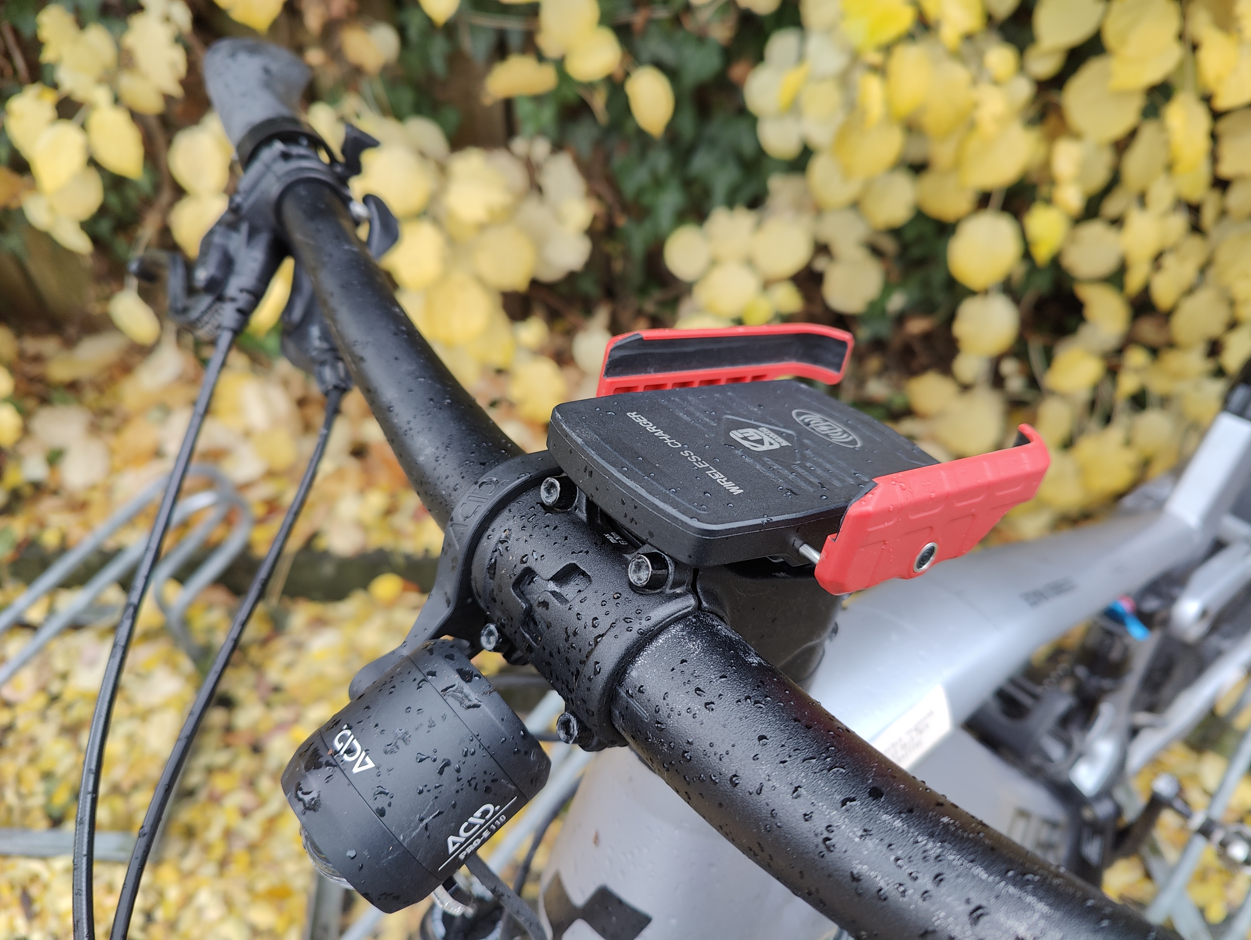 Kralle-Handyhalterung für Kewig-Charger