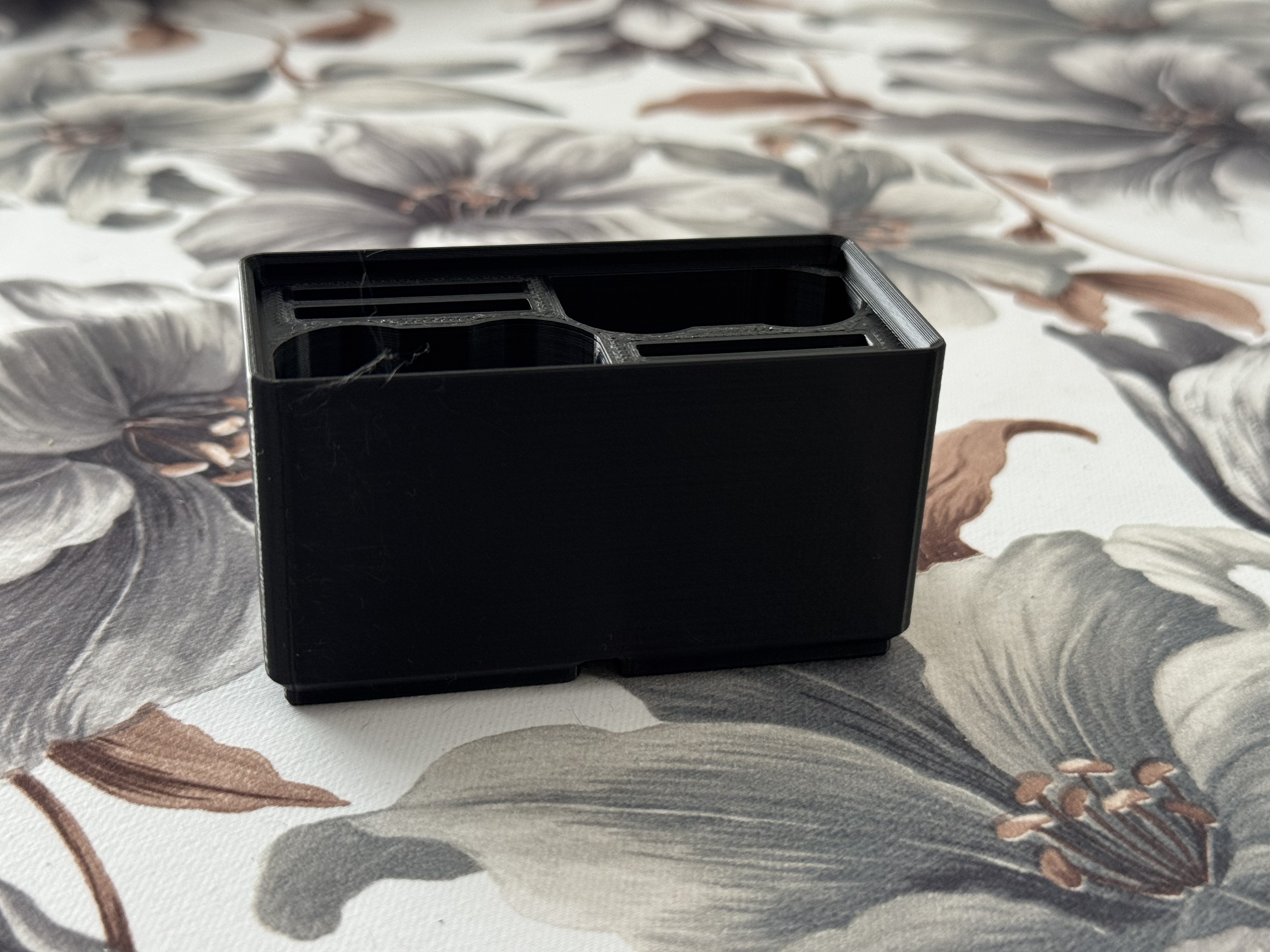 GridNikFinity - 2x Nikon EN-EL15 with 4x XQD Card Slots in 2x1 Gridfinity Box