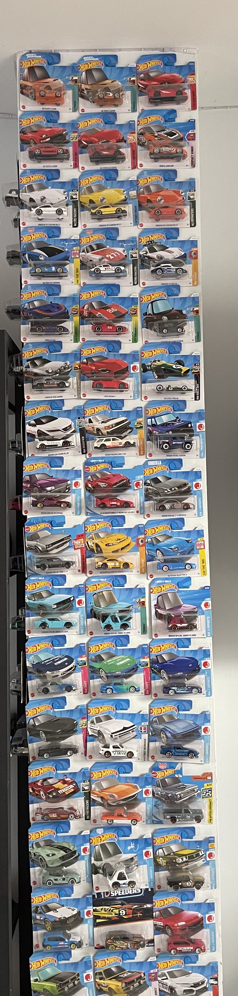 Hot wheels wall hanger/display