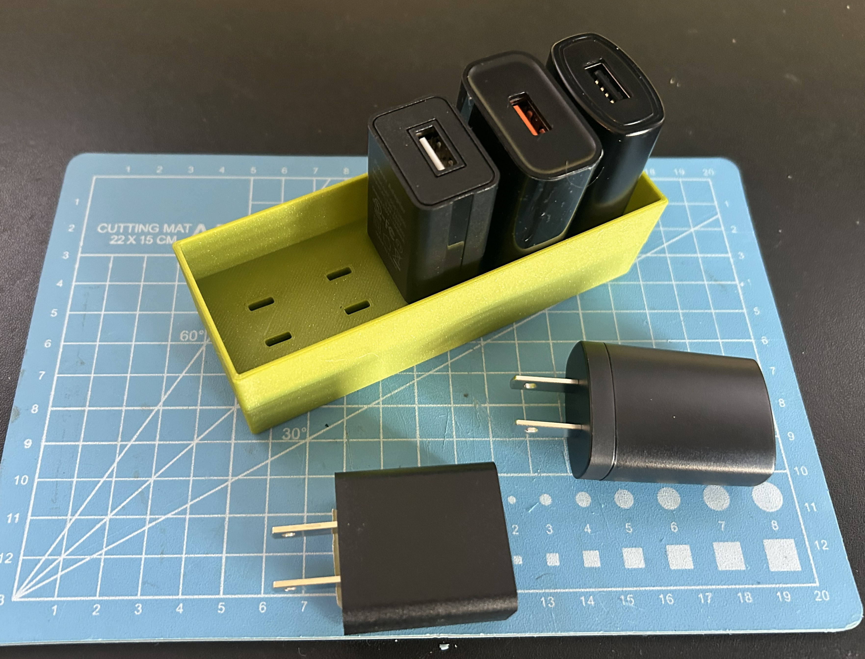 USB power supply rack