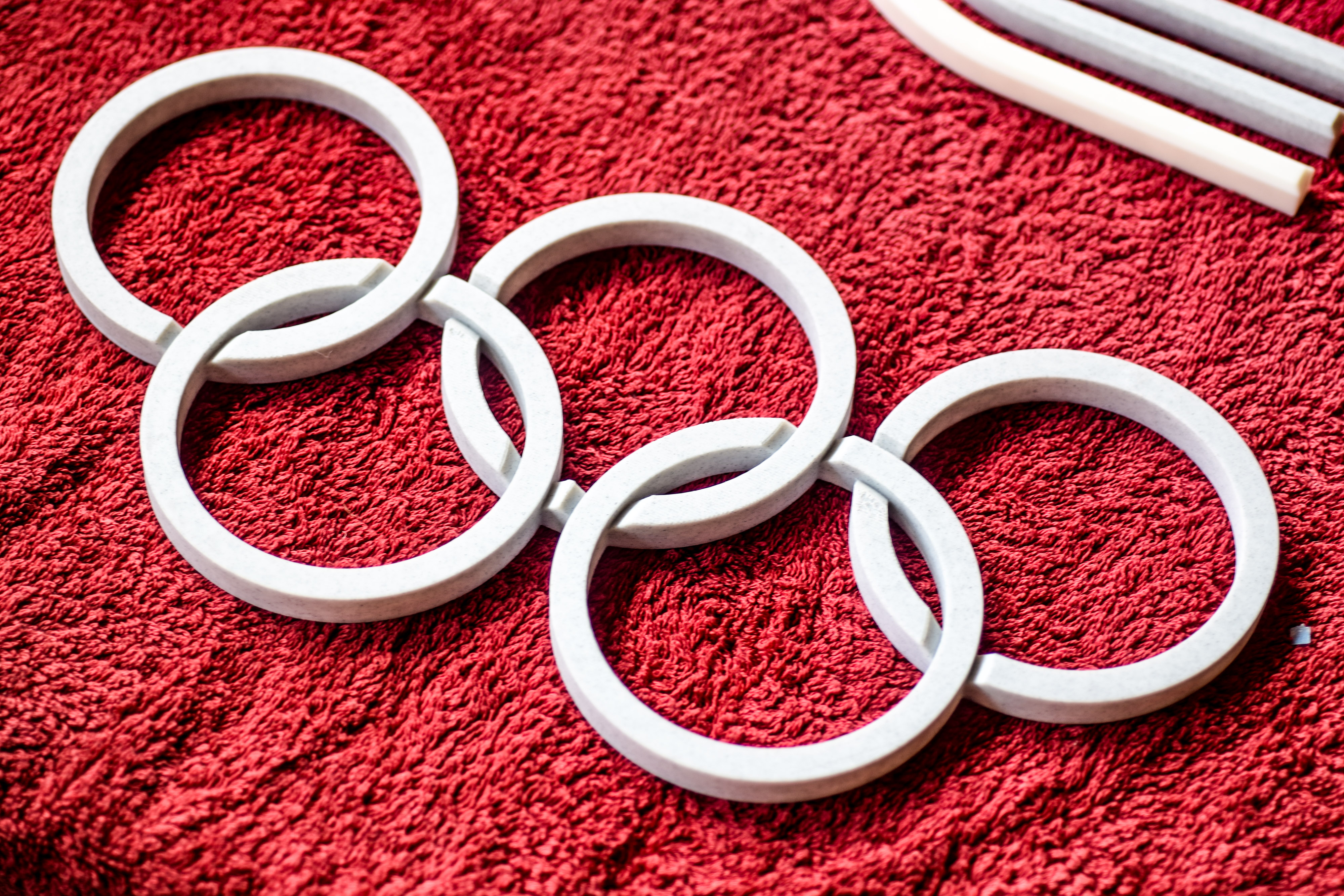 Olympics Emblem/Logo (interlocking rings, official proportions)