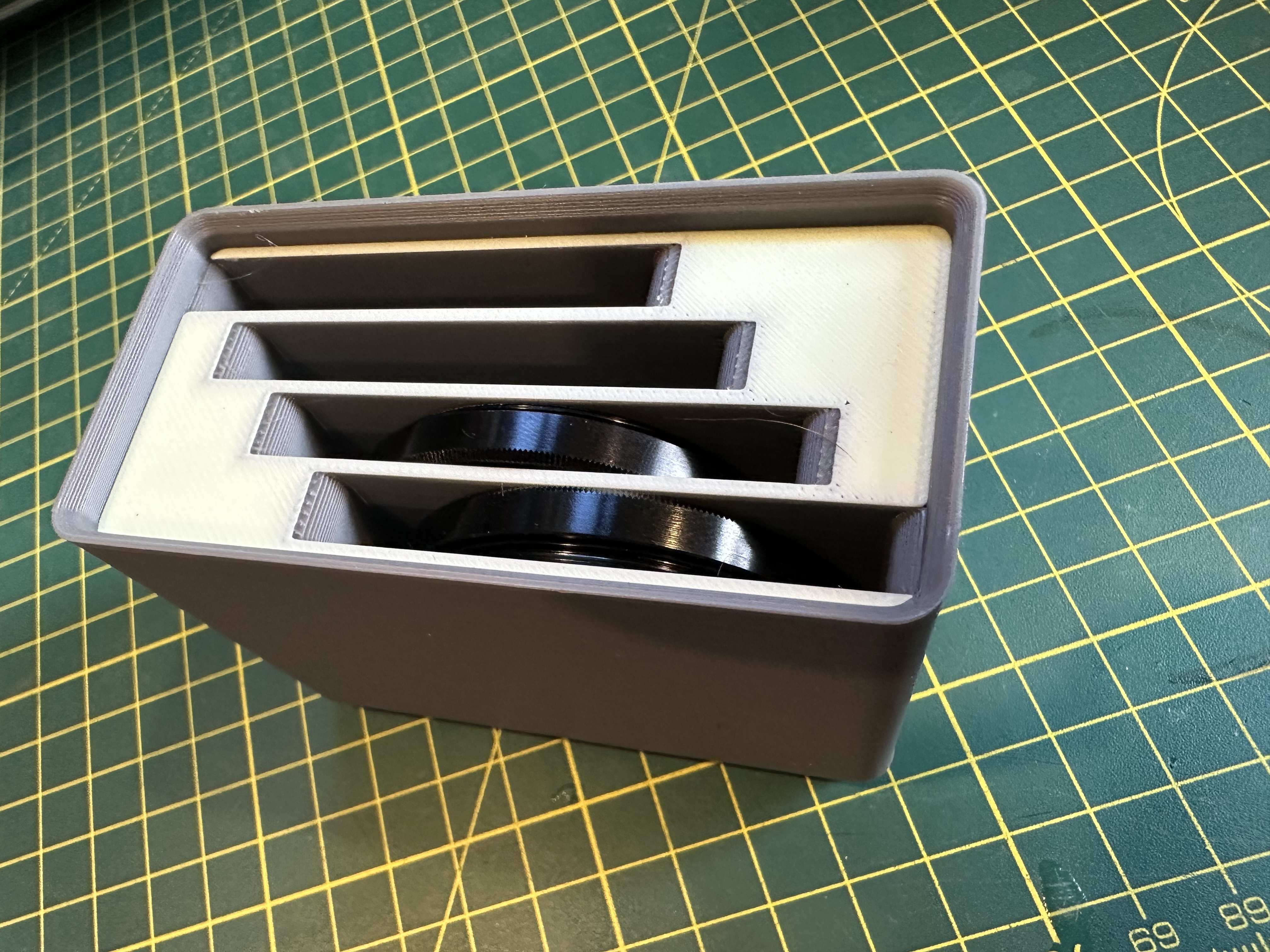 Gridfinity Holder for 42mm Telescope Filters