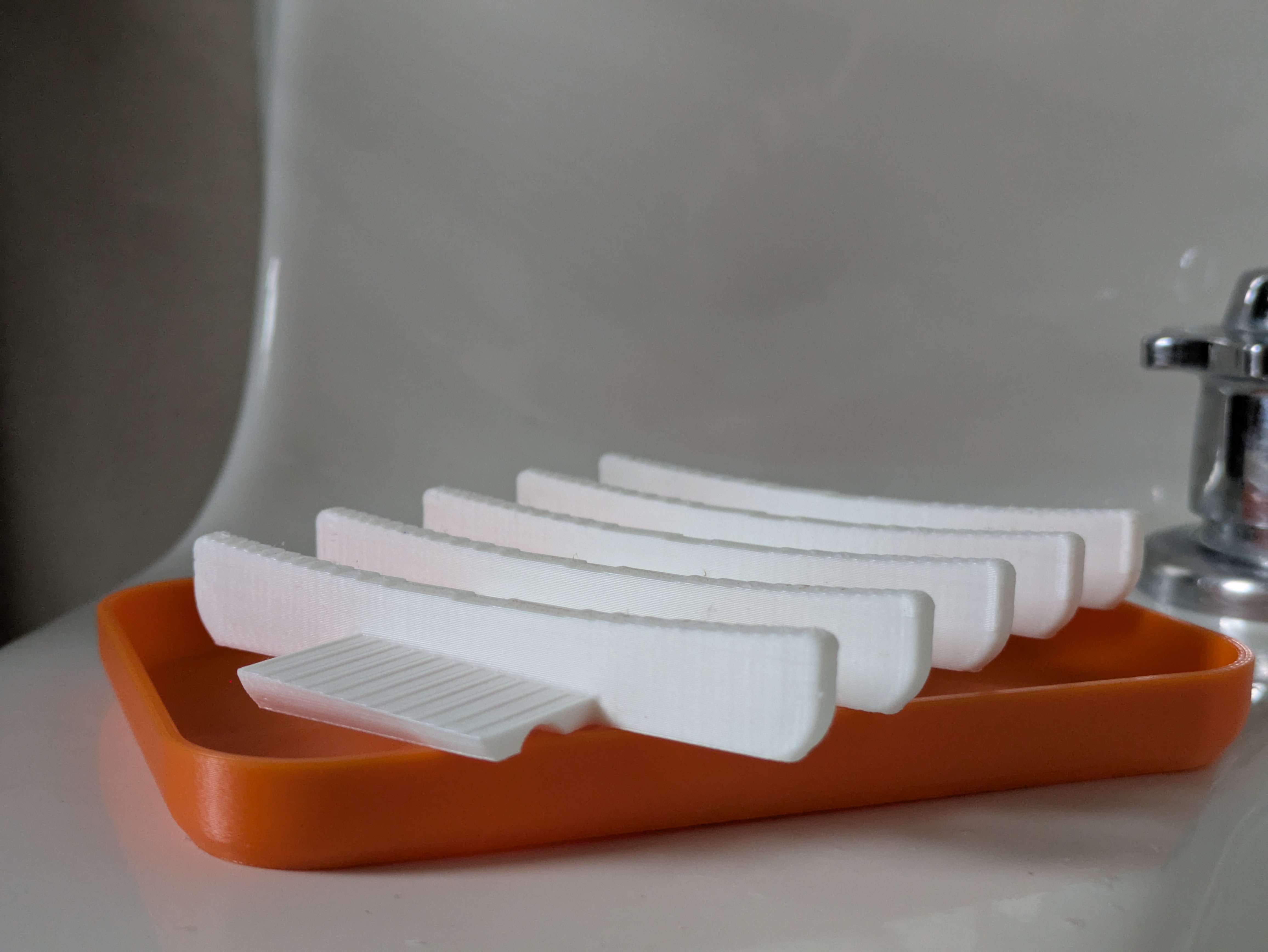 Miniatura 6 do modelo 3D Soap/Sponge Dish w/ Removable Insert