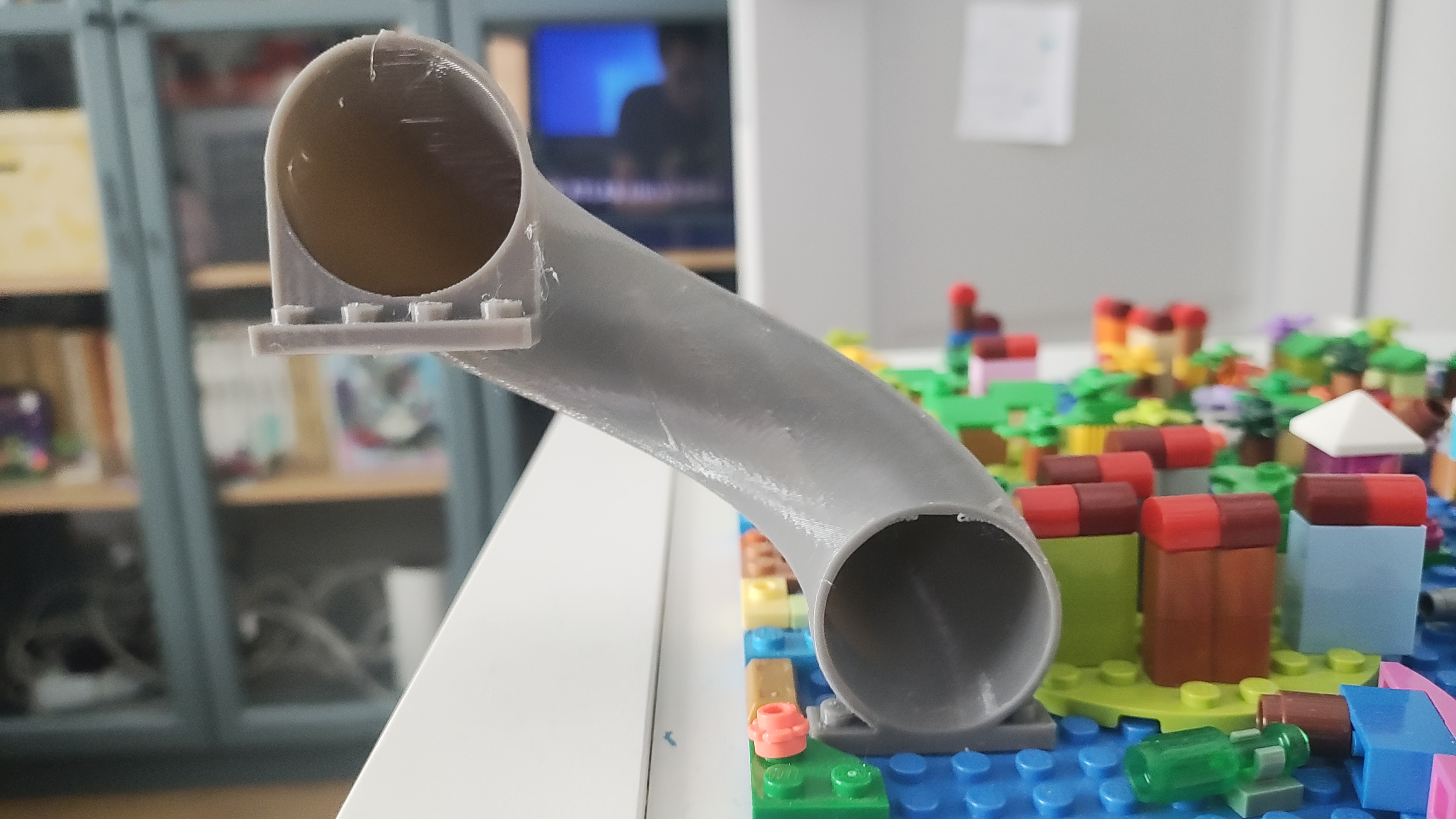 Lego slide 11267 (curved and closed)