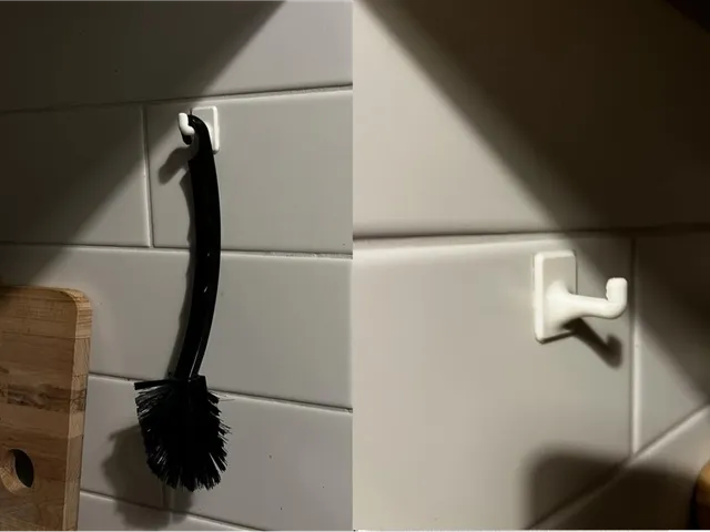 Dishbrush hook
