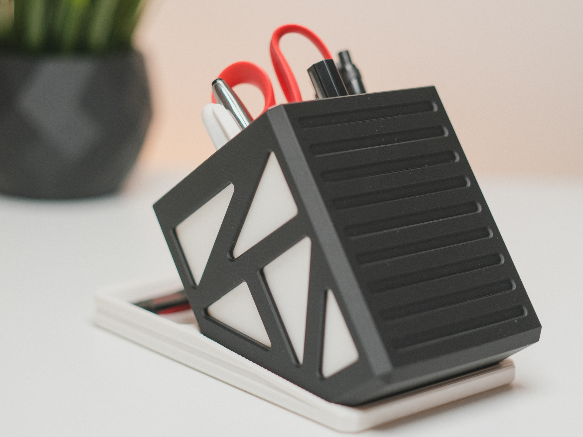 Miniatura 3 do modelo 3D Modular Desk Organiser