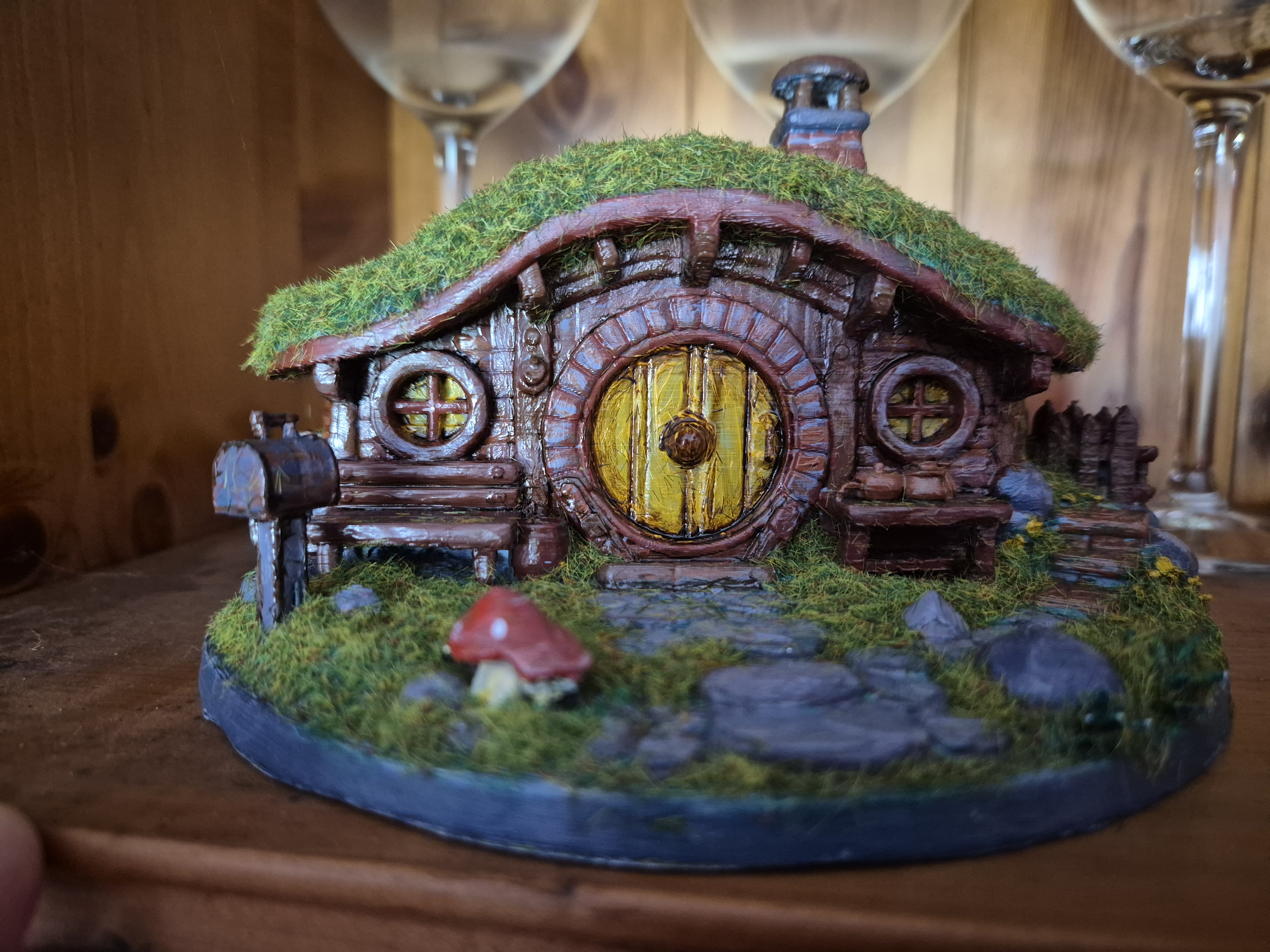 Smaller Hobbit House Model Bag End Lord of the Rings LOTR Shire