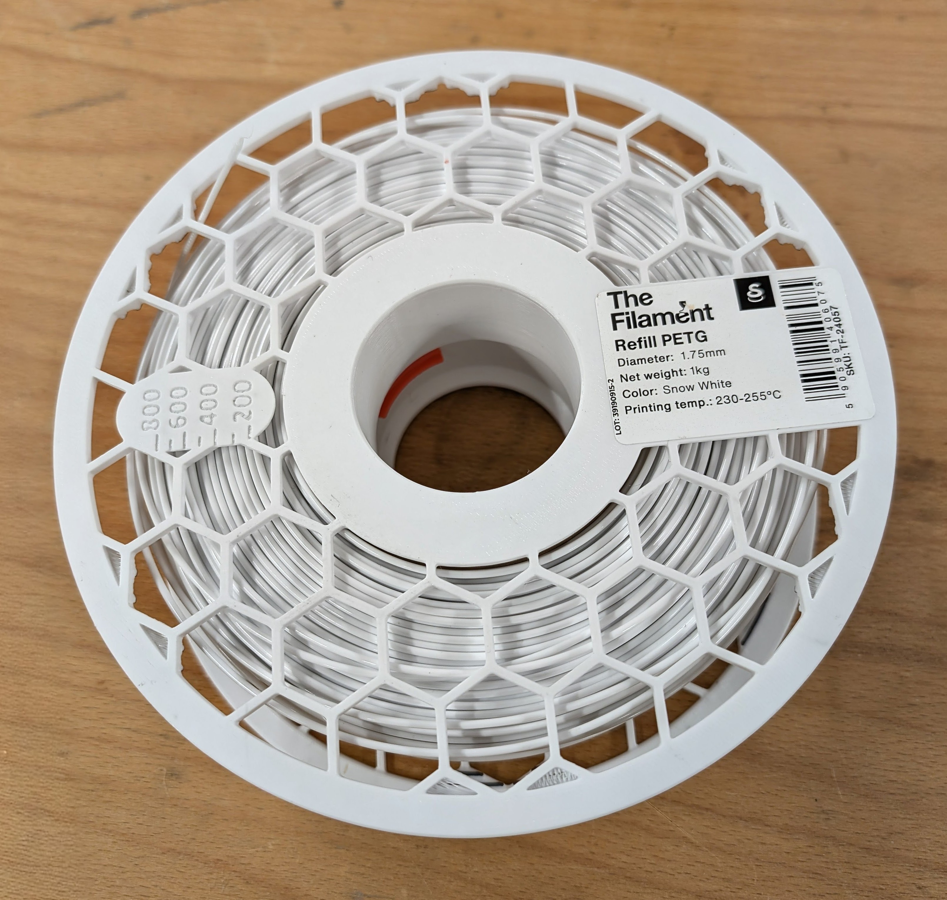 Reusable Low-Weight Honeycomb Spools with Large Label 3D model