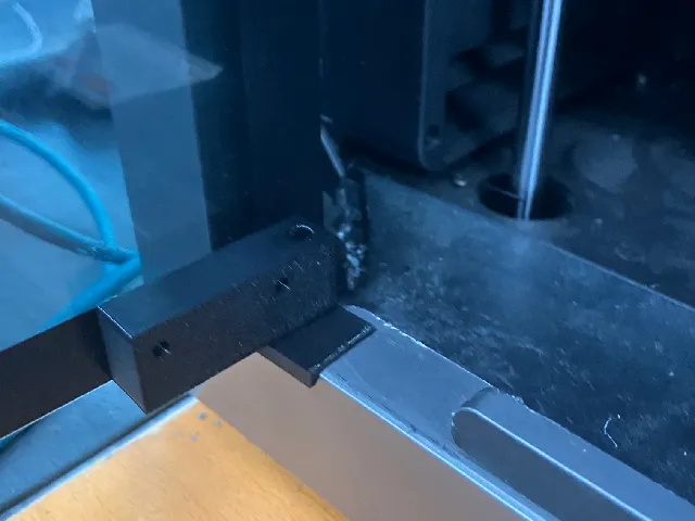 QIDI Plus 4 door hinges