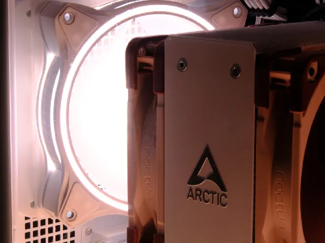 Angled PC Fan Mount (120/140 mm) –  Choose from Angles 15°–90°, Airflow & RGB + Clearance Test