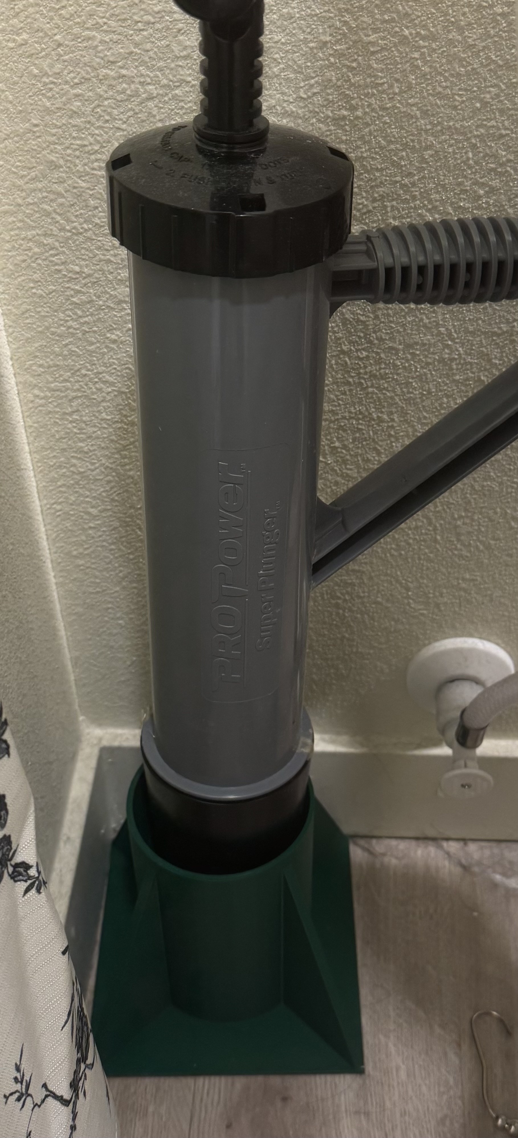 Power plunger stand