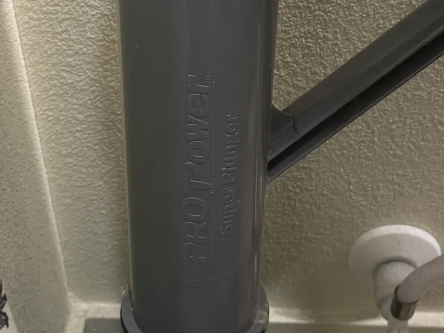 Power plunger stand