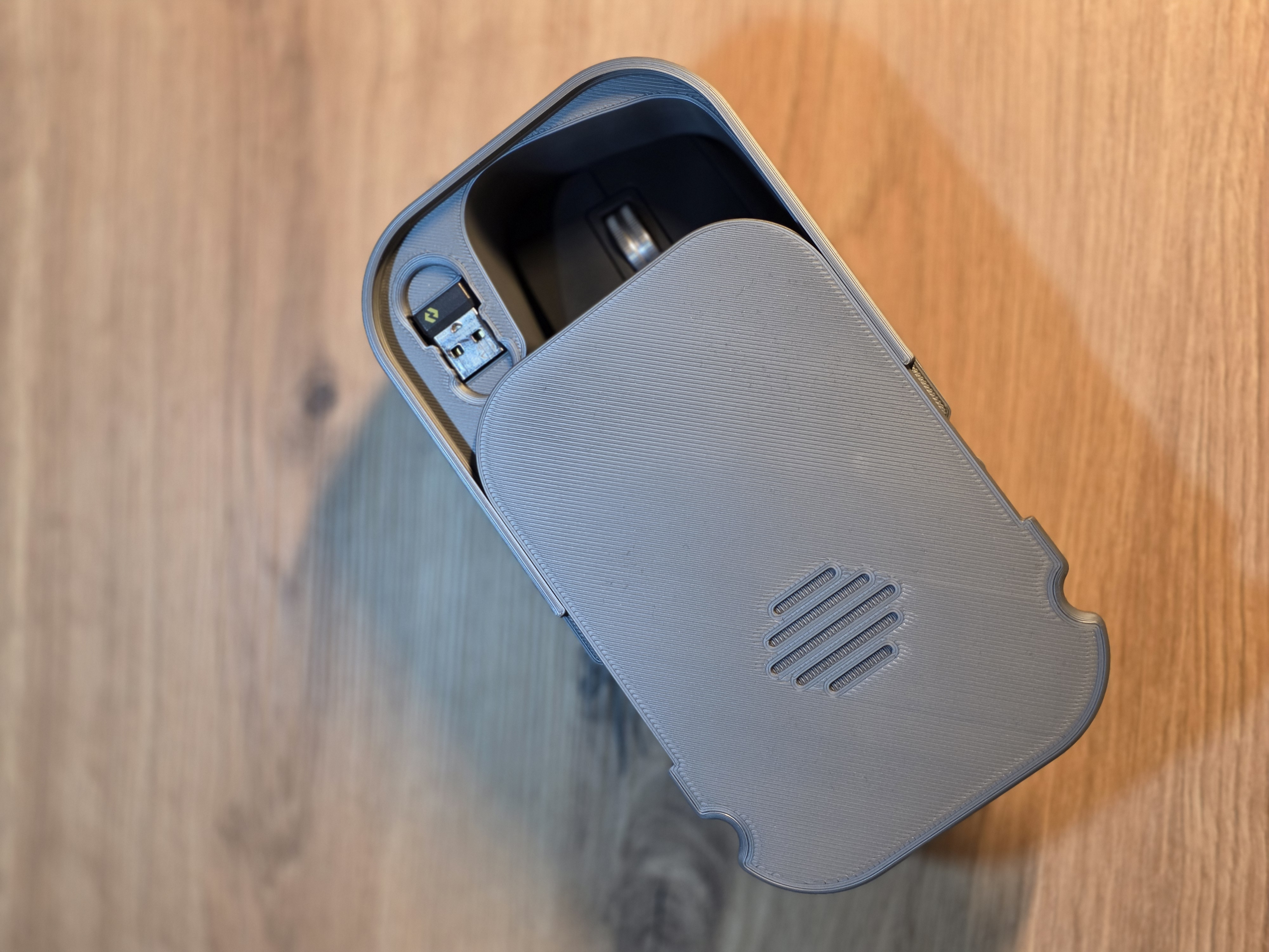 Logi MX Master 3S Mouse Box with lid and magnets
