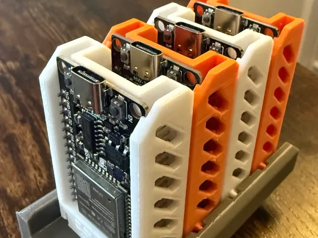 microRACK - ESP32 Module for Nerdminer Cluster