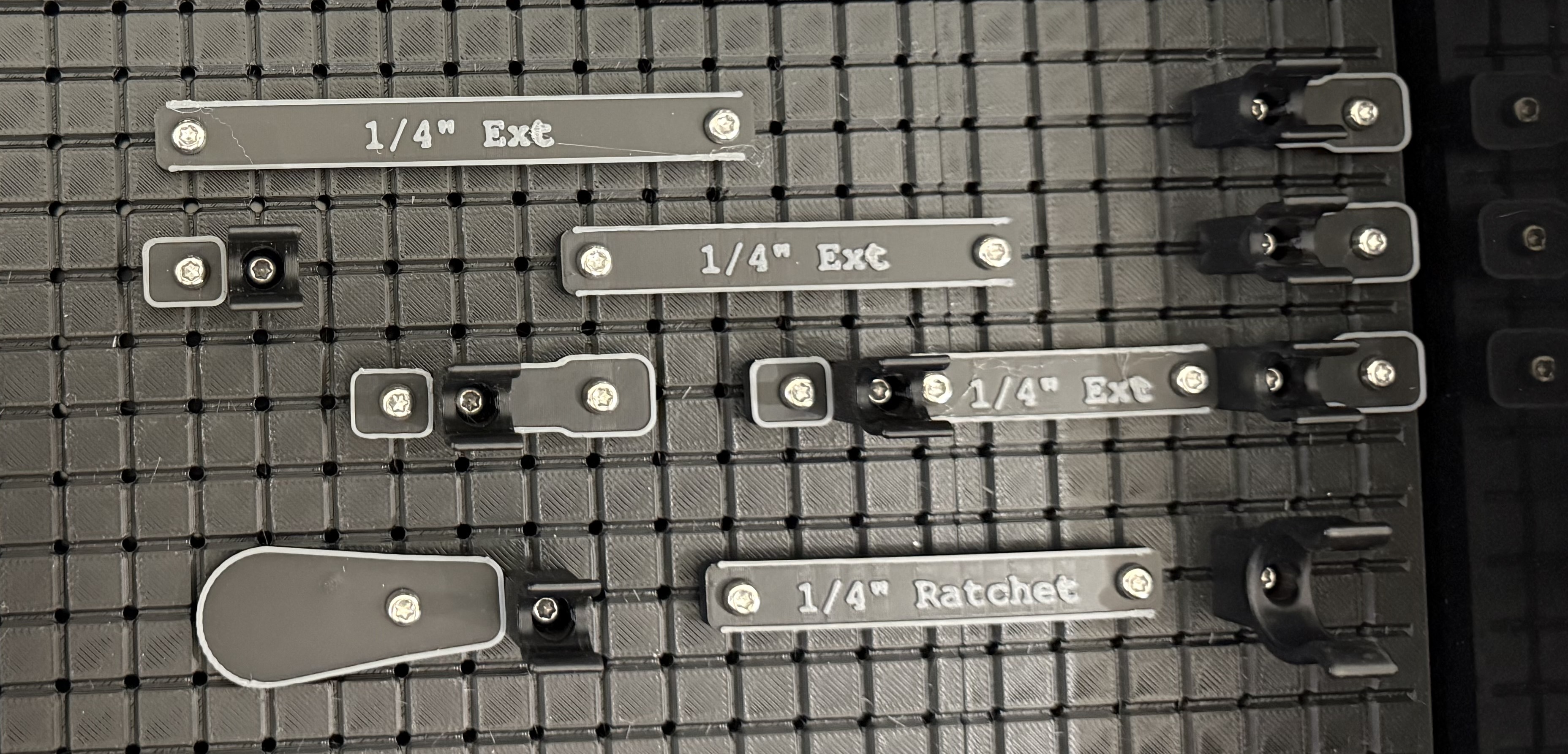 Grid10 Ratchet Extension Labels and Loops