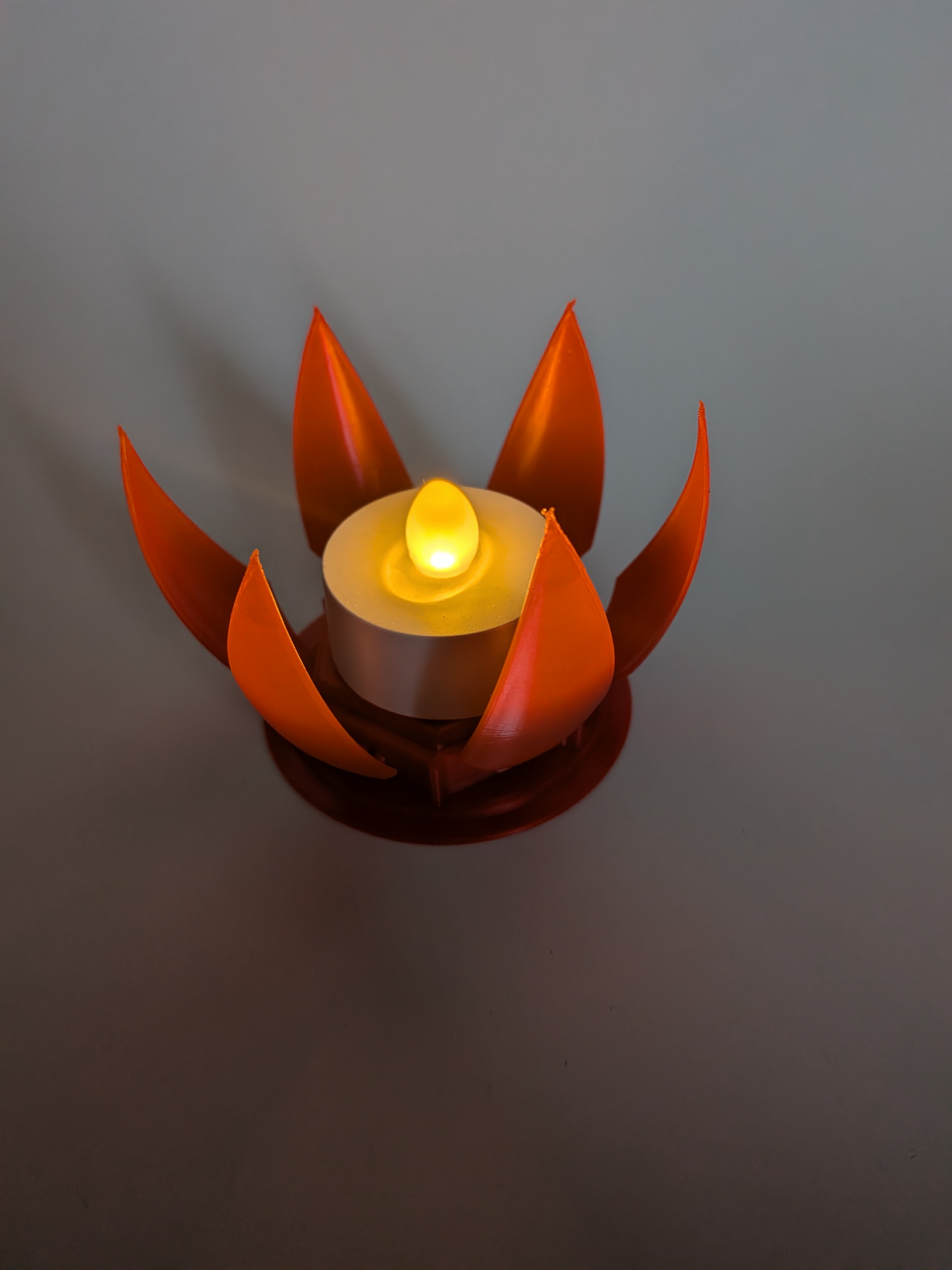 Iris LED tealight holder — miniatura 2