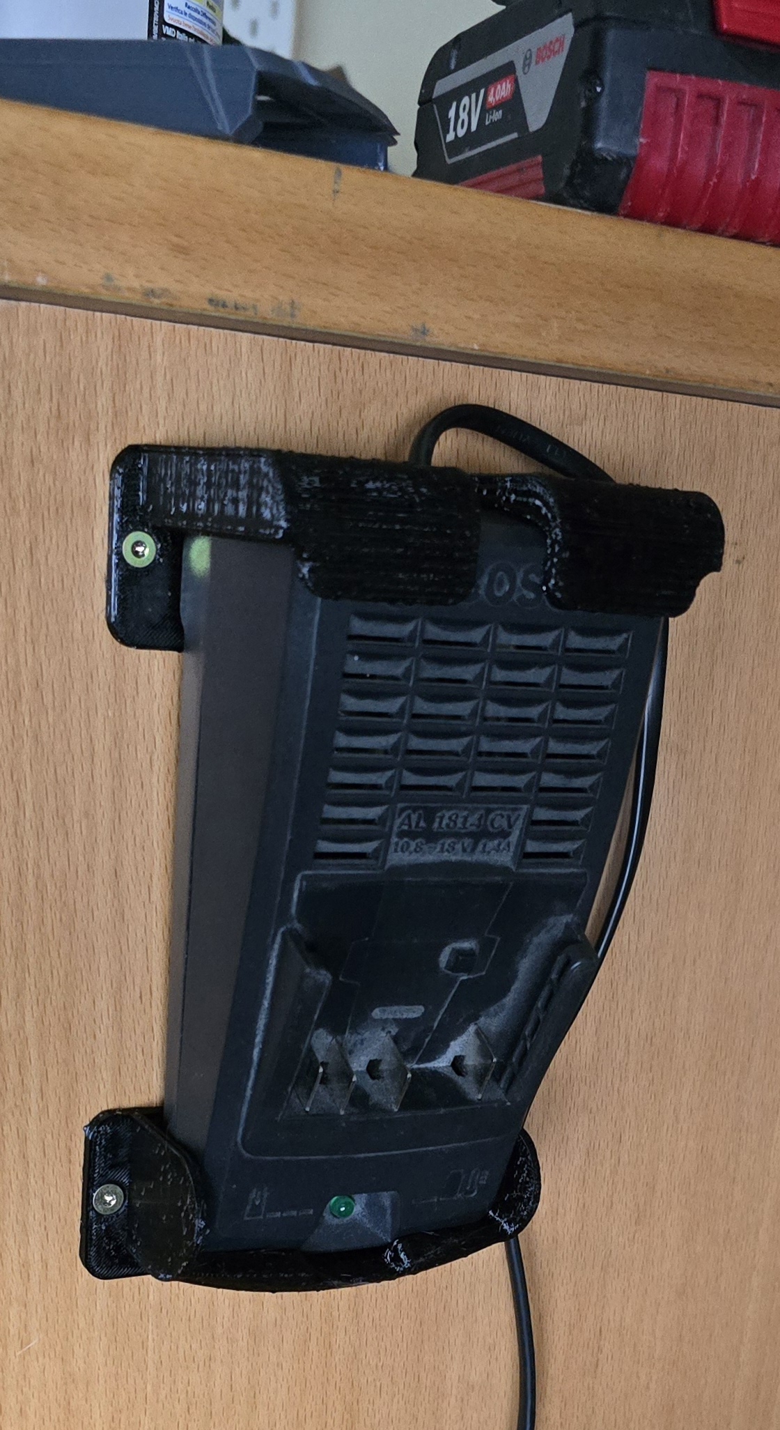 Bosch Profesional AL 1814 CV wall mount