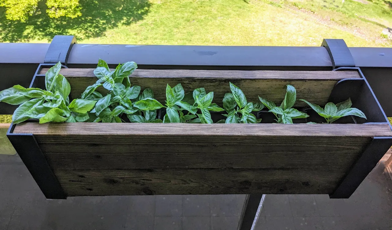 Balcony/Patio Railing Window Box Planter by Frank | Download free STL model  | Printables.com