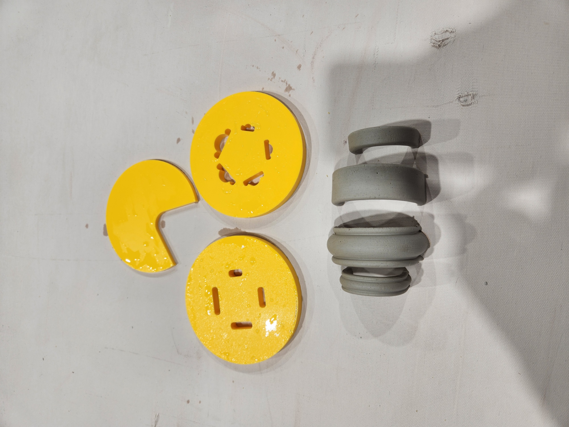 Extruder Dyes for Handles for Brent Extruder