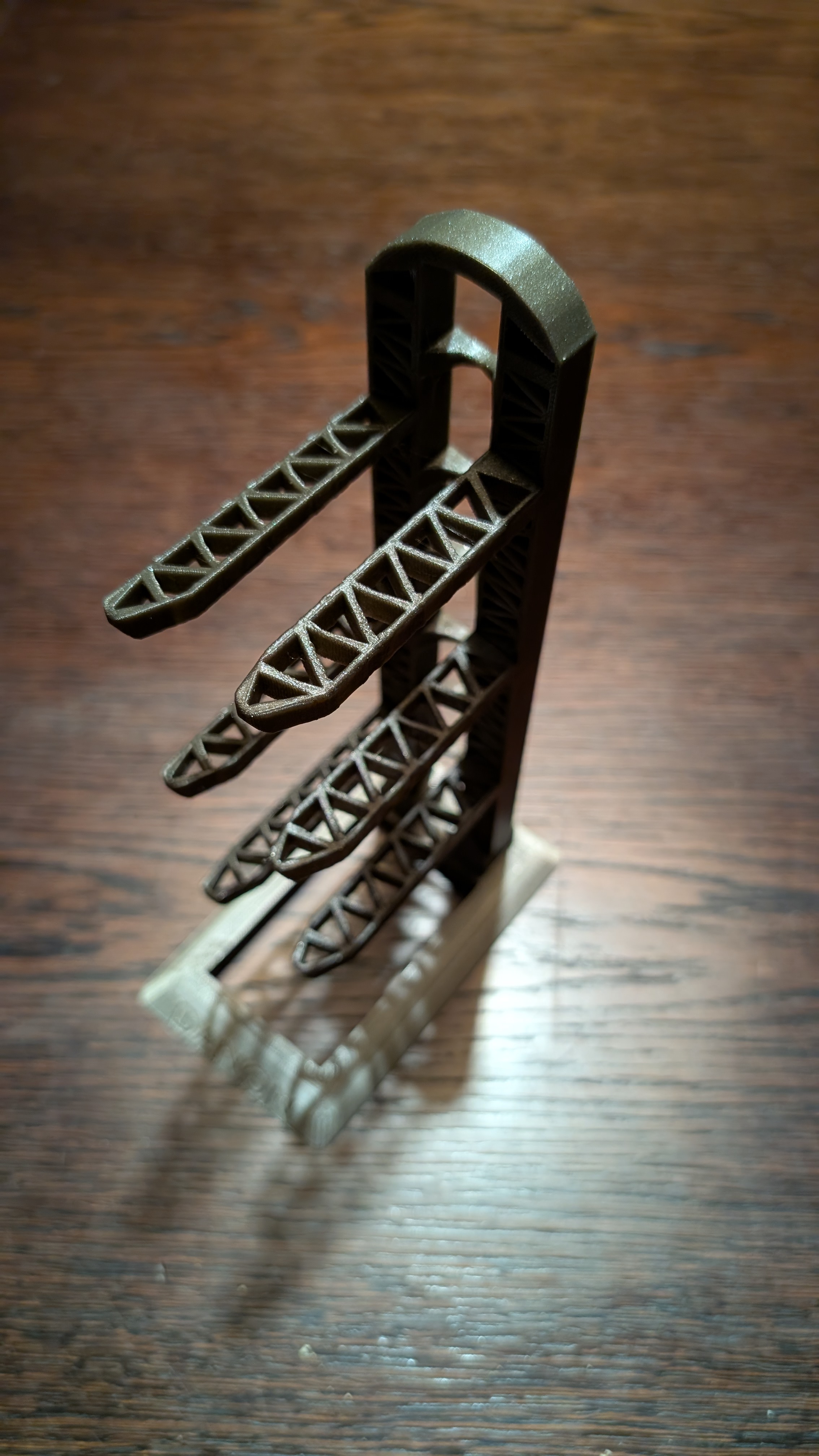Miniatura 2 do modelo 3D Multi Controller stand