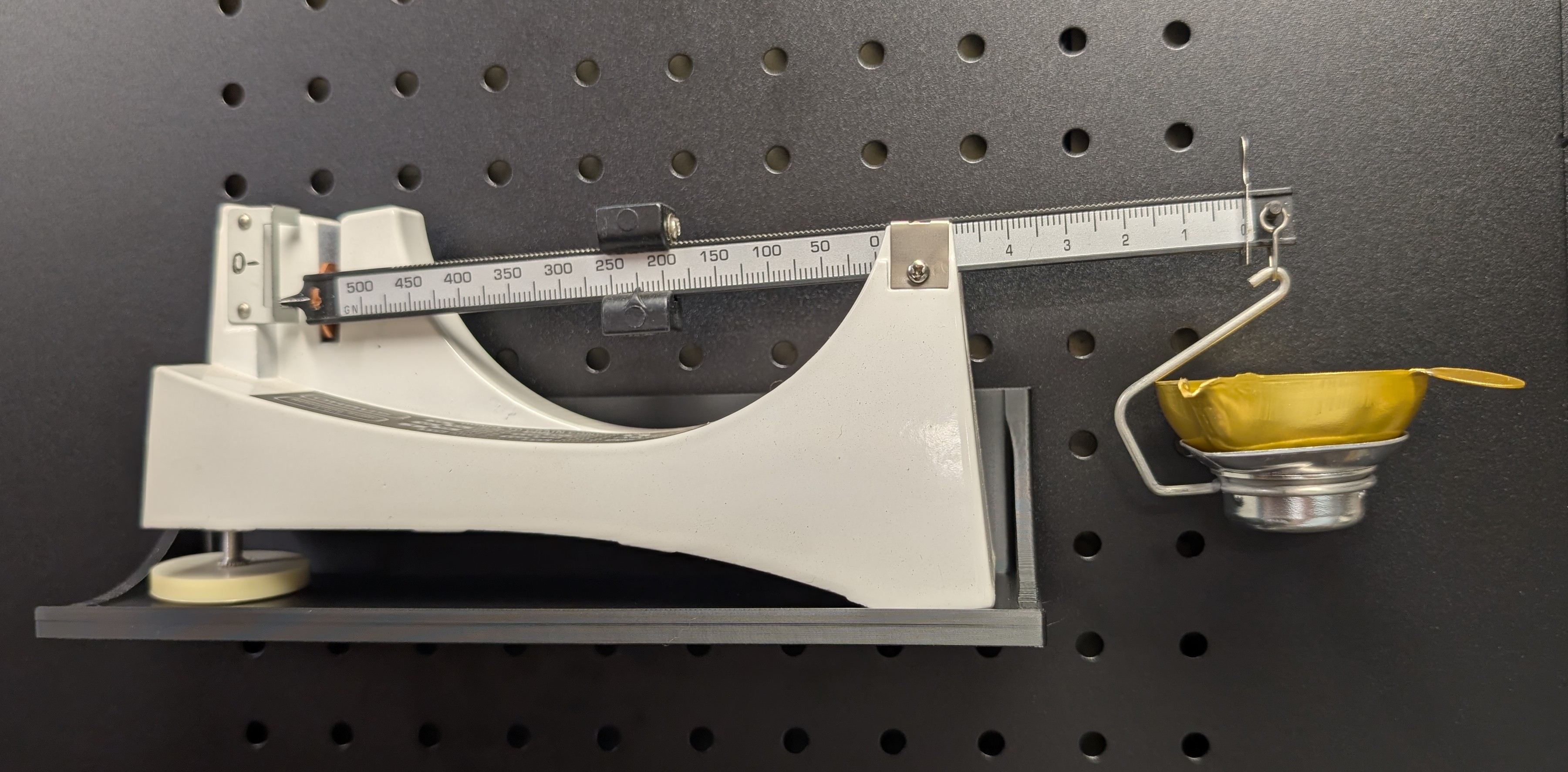 Shelf for Sy's peglock system
