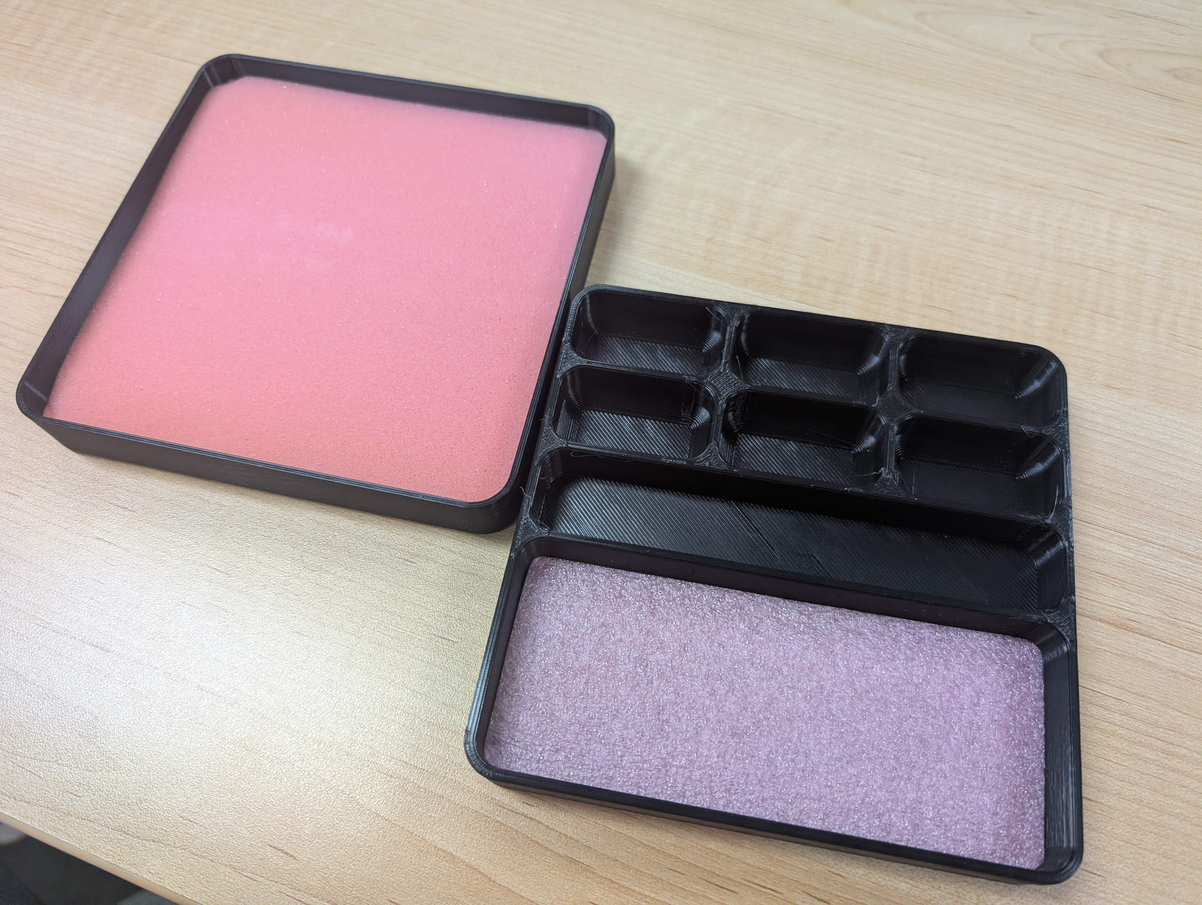 Box with compartments & Lid