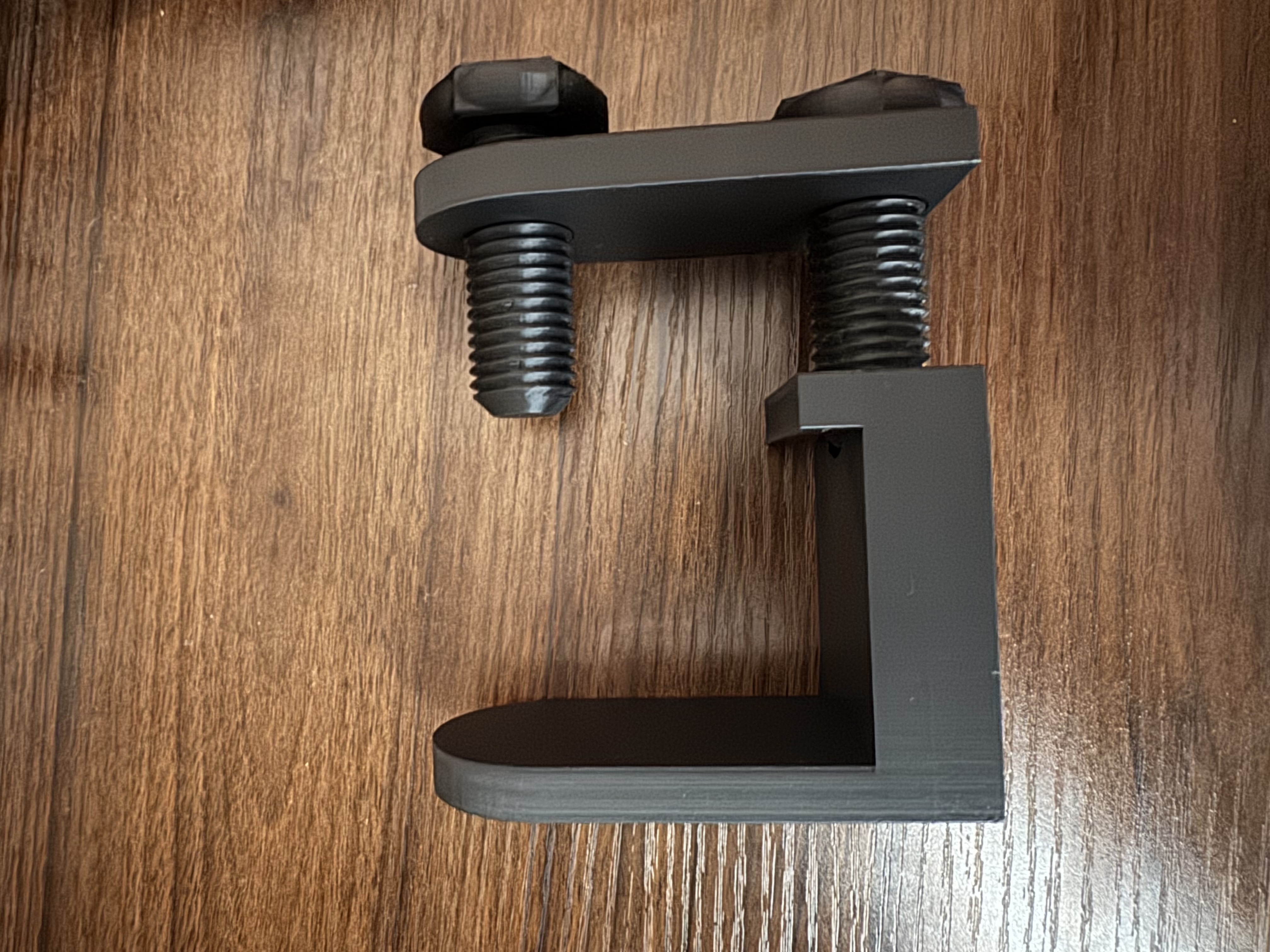 Extended desk clamp