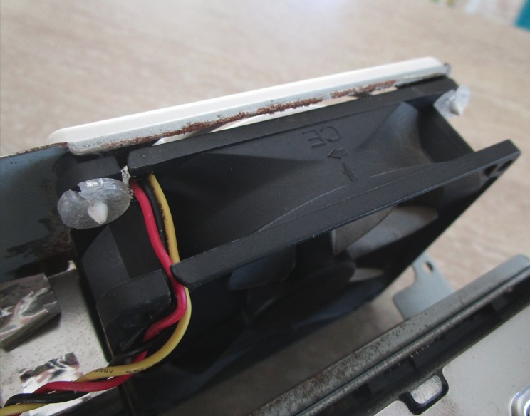 Synology DS216 SE/J NAS - Cooling Fan Retention Ring