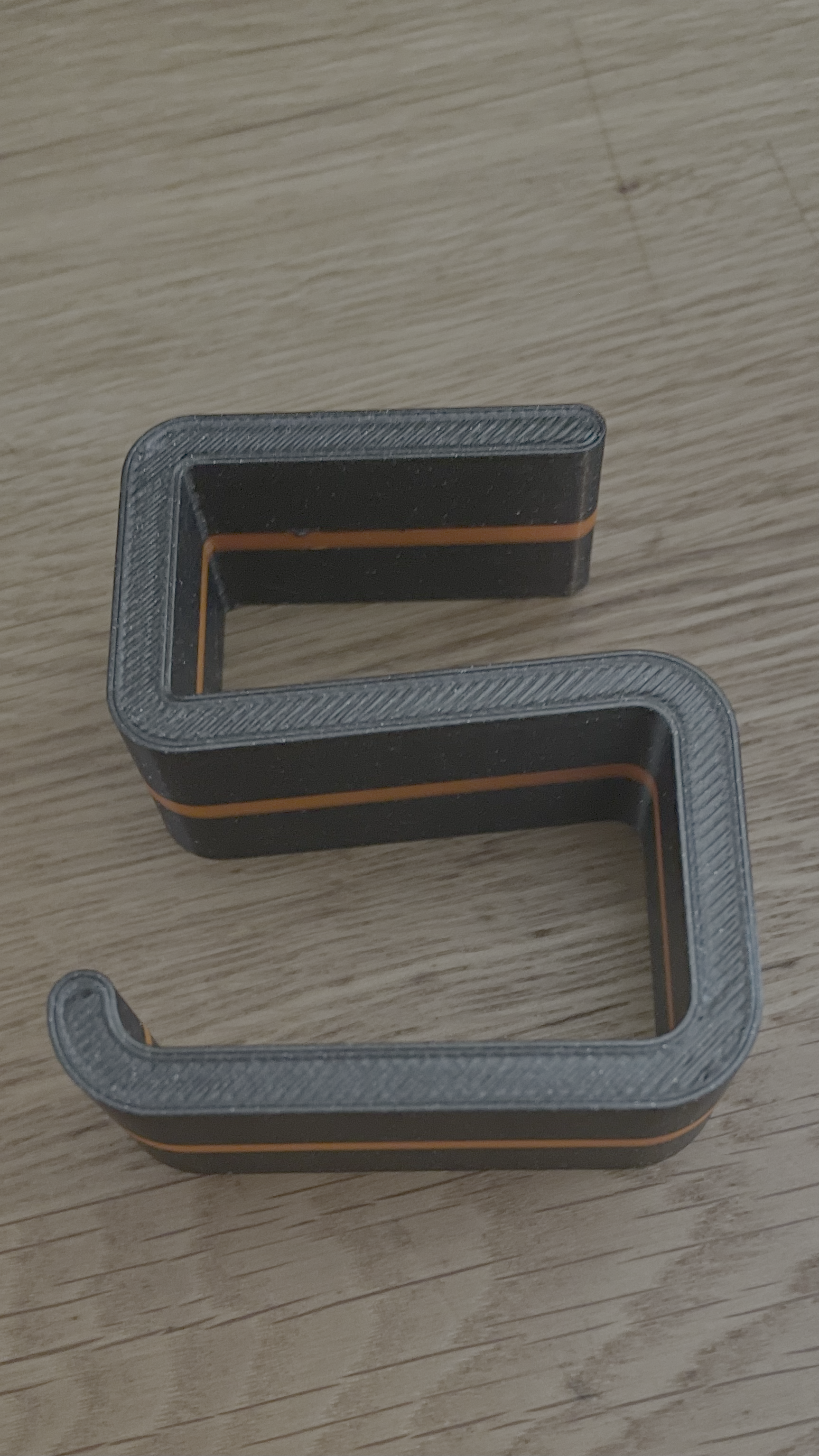 Headphone Hook (2.5cm table, 2cm opening)