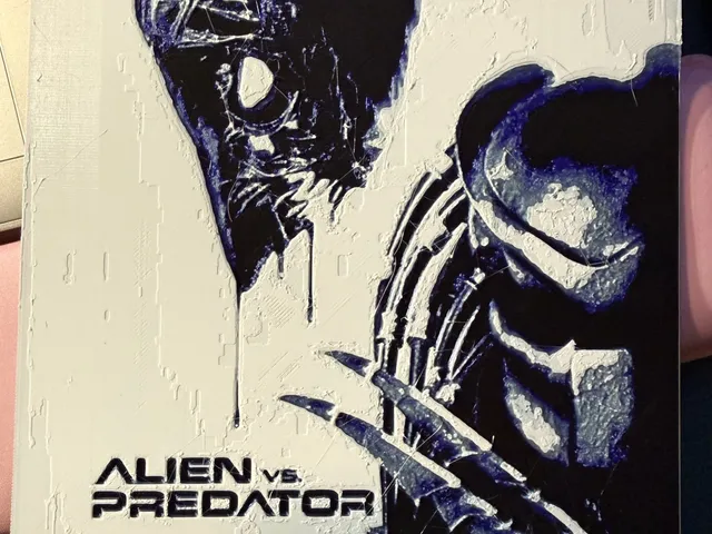 Hueforge Alien vs Predator